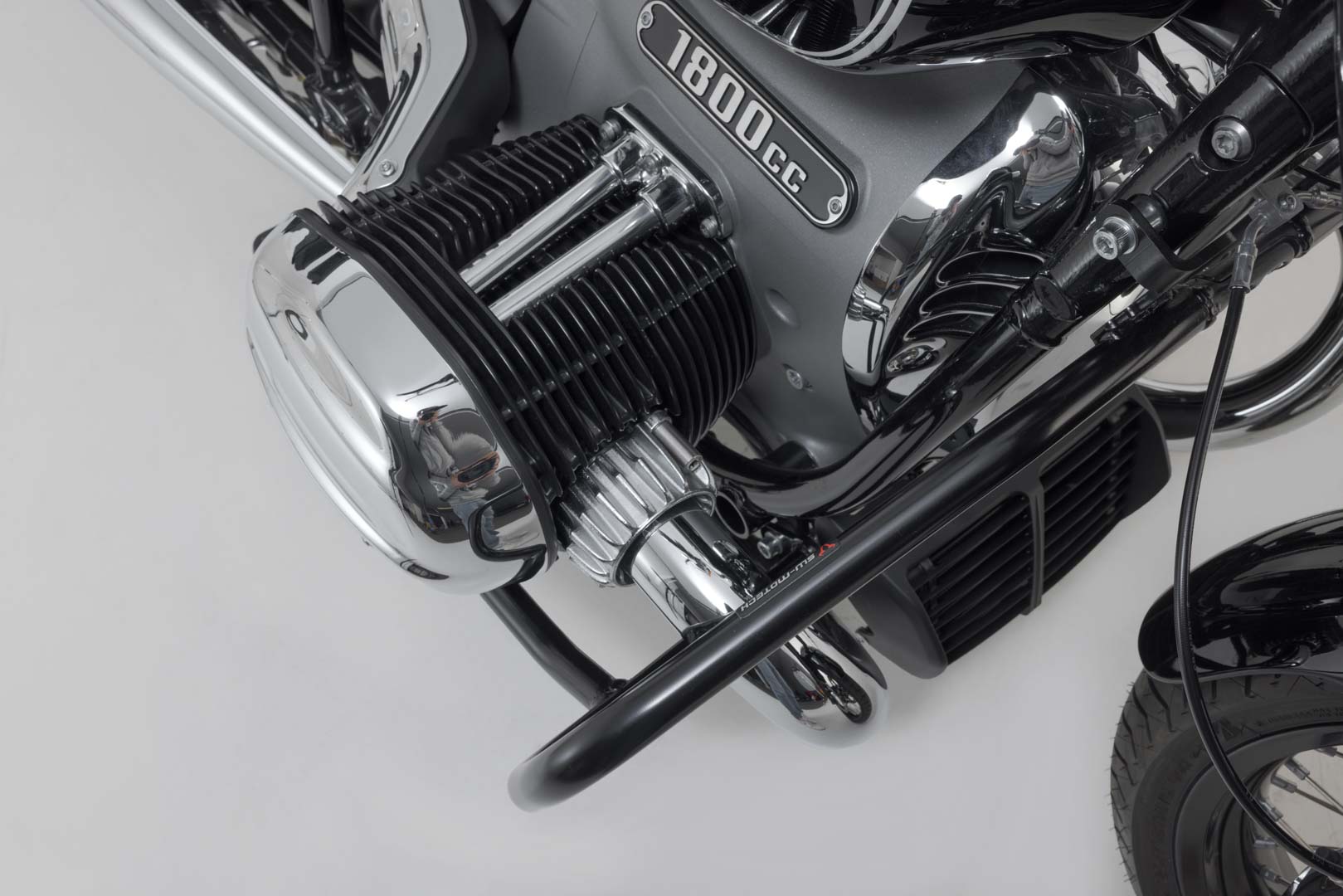SW-Motech Crash bar - Svart. BMW R18 (20-). Figur 4
