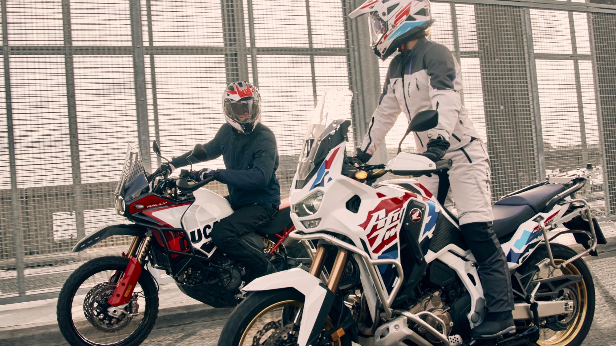 Richa Eternity Nepromokavá dámská textilní bunda na motocykl šedá XS Obrázek 10
