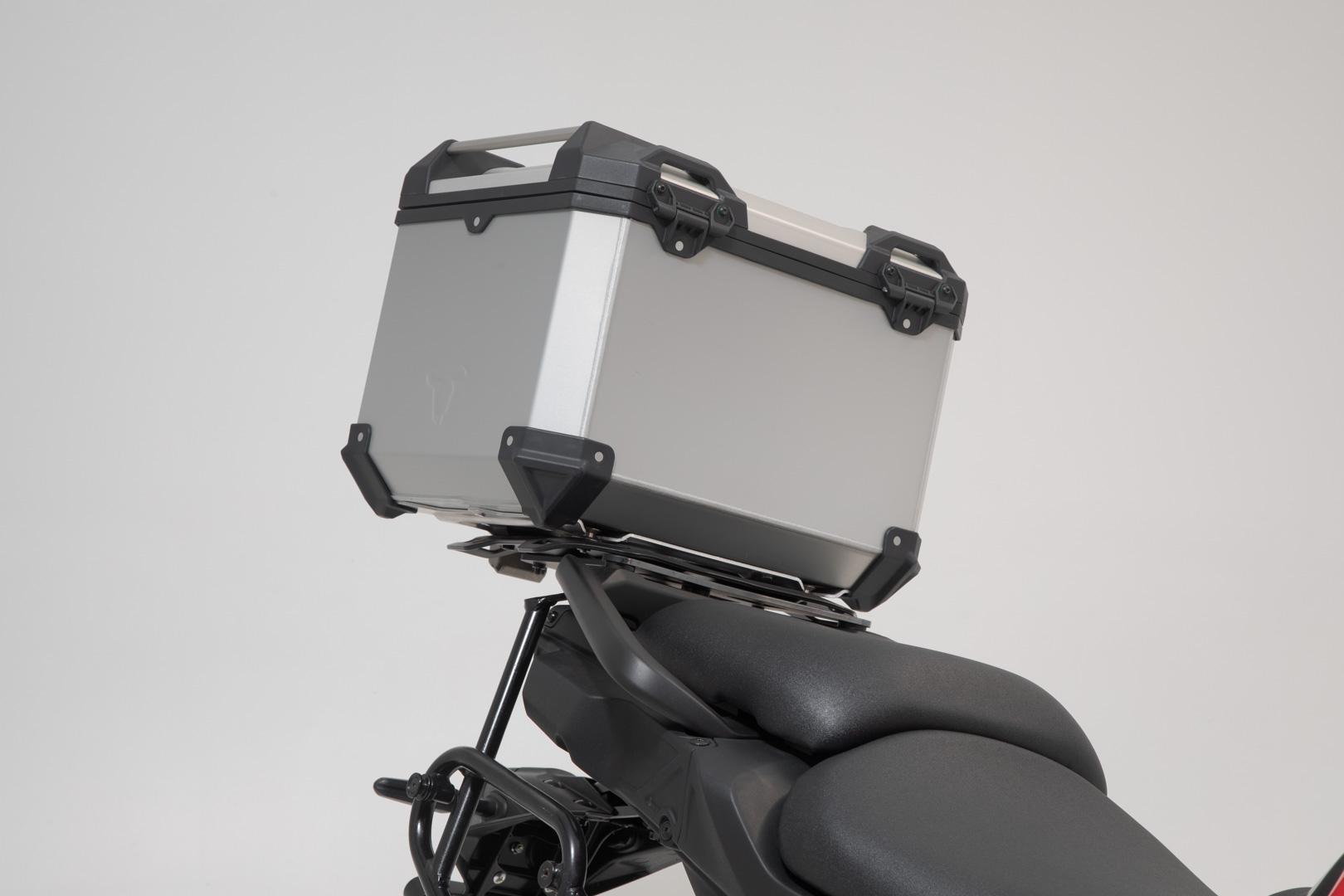 Setul de aventură SW-Motech TRAX ADV - Argint. Yamaha Tracer 9 / GT (20-) / GT+ (22-). Figura 5