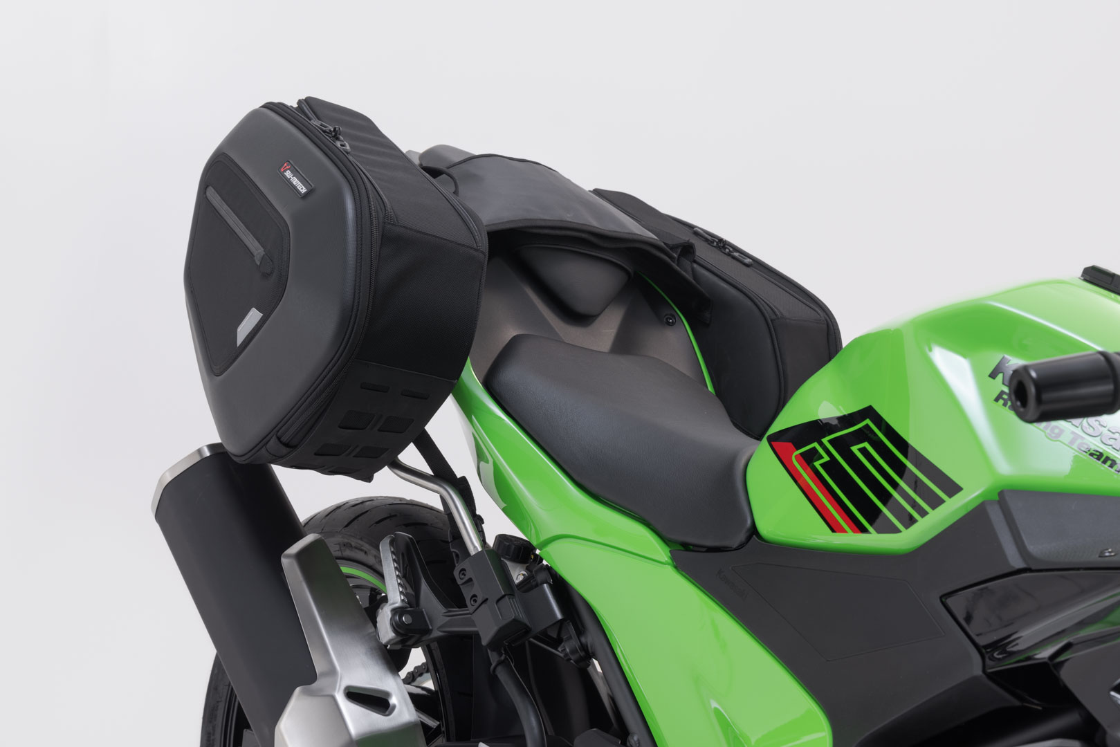 Set de geantă SW-Motech PRO BLAZE H - Negru. Kawasaki Ninja 500 SE, Z500 (23-). Figura 3
