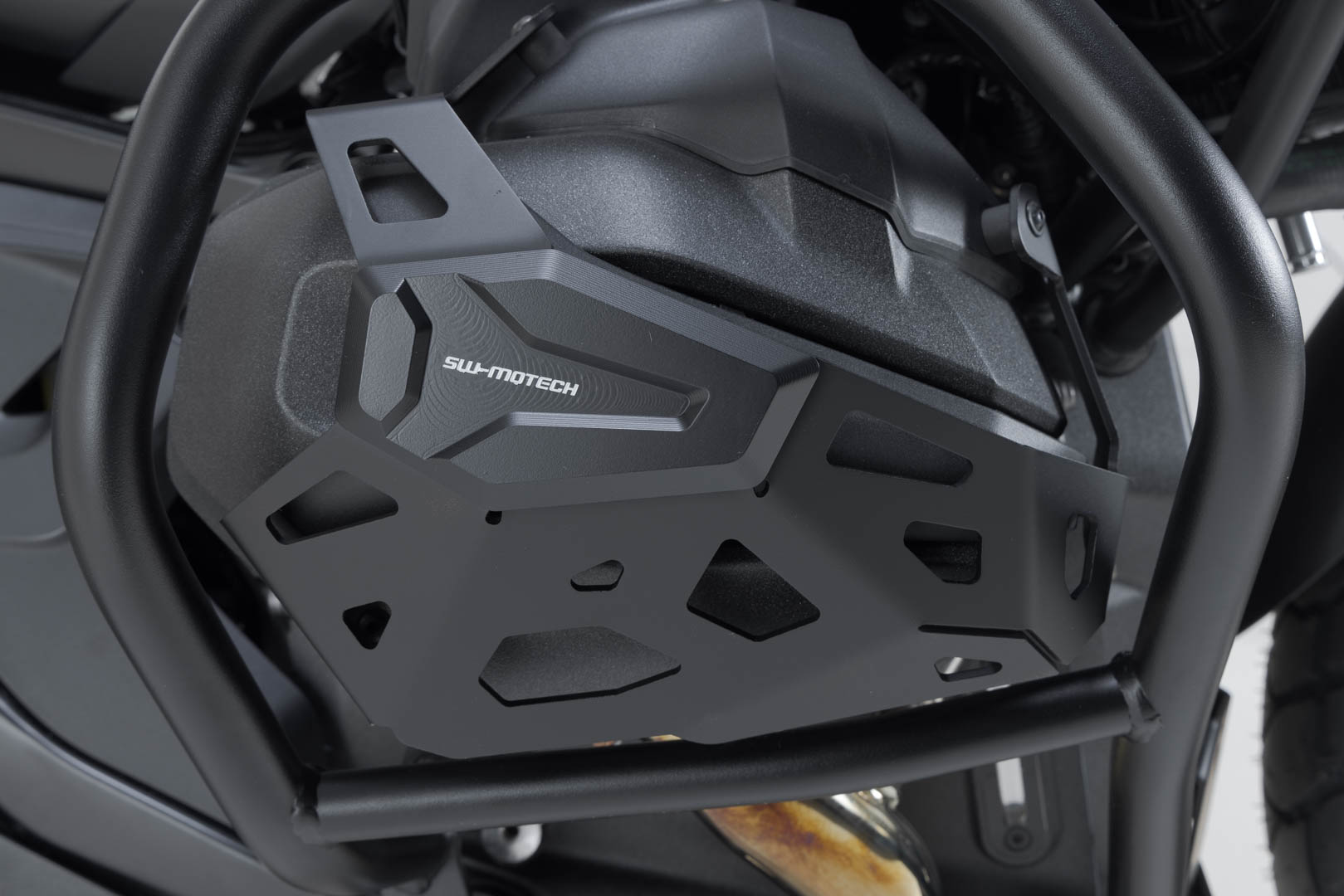 SW-Motech Cylinderskydd - Svart. BMW R 1300 GS, R 1300 R/RS. Figur 2