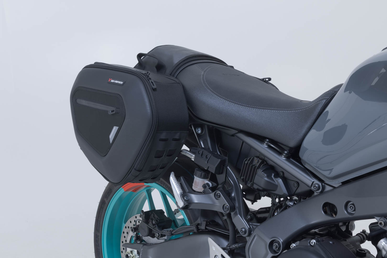 Set de geantă SW-Motech PRO BLAZE - Negru. Yamaha MT09/MT09 SP (20-). Figura 3