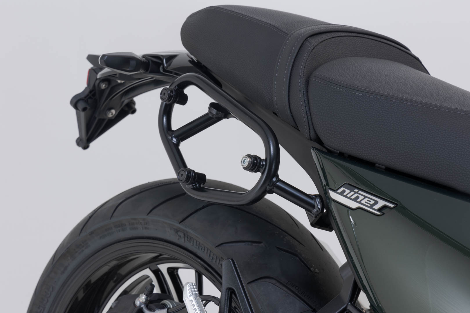 SW-Motech SysBag WP S/S sistem - BMW R 12 S / R 12 nineT (23-). Figura 4