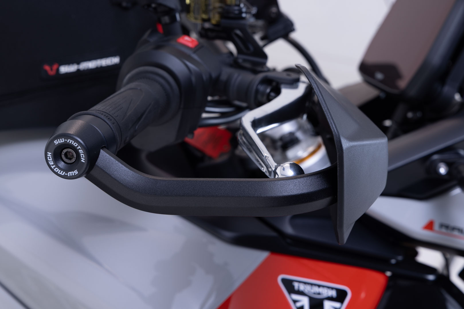 Kit SW-Motech Sport de protecție de mână - Negru. Pentru ghidonuri cu filet intern 6/8mm. Figura 5
