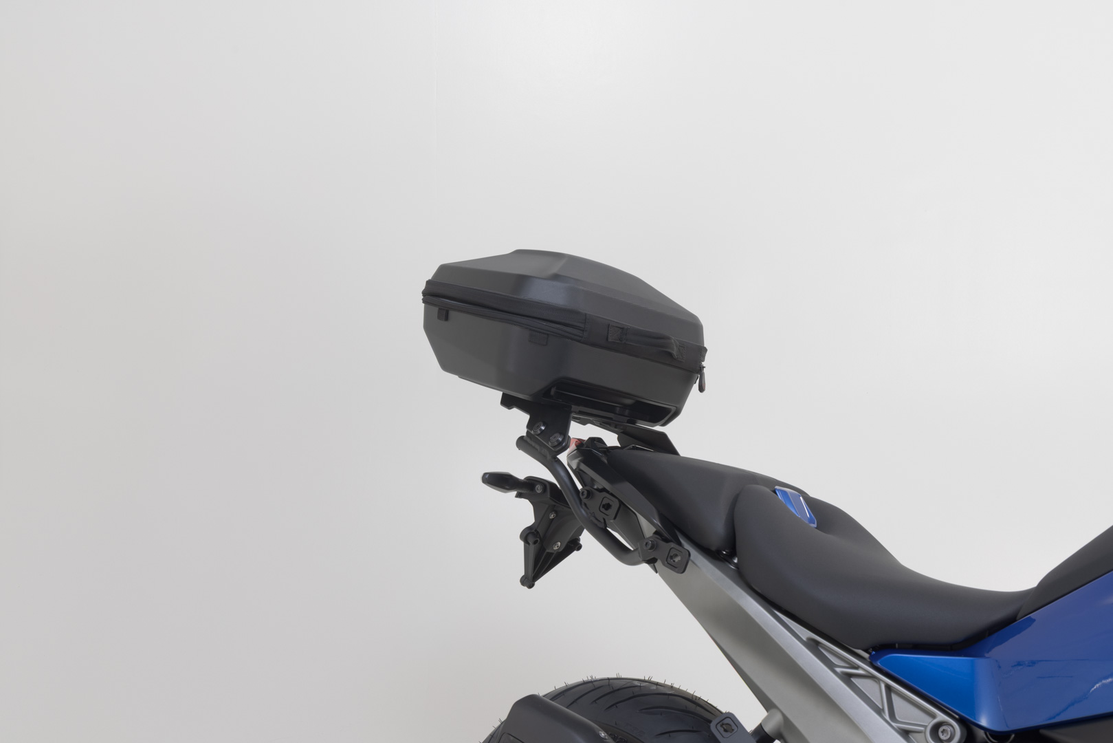 SW-Motech STREET-RACK - Negru. BMW R 1300 R / R 1300 RS (25-). Figura 5