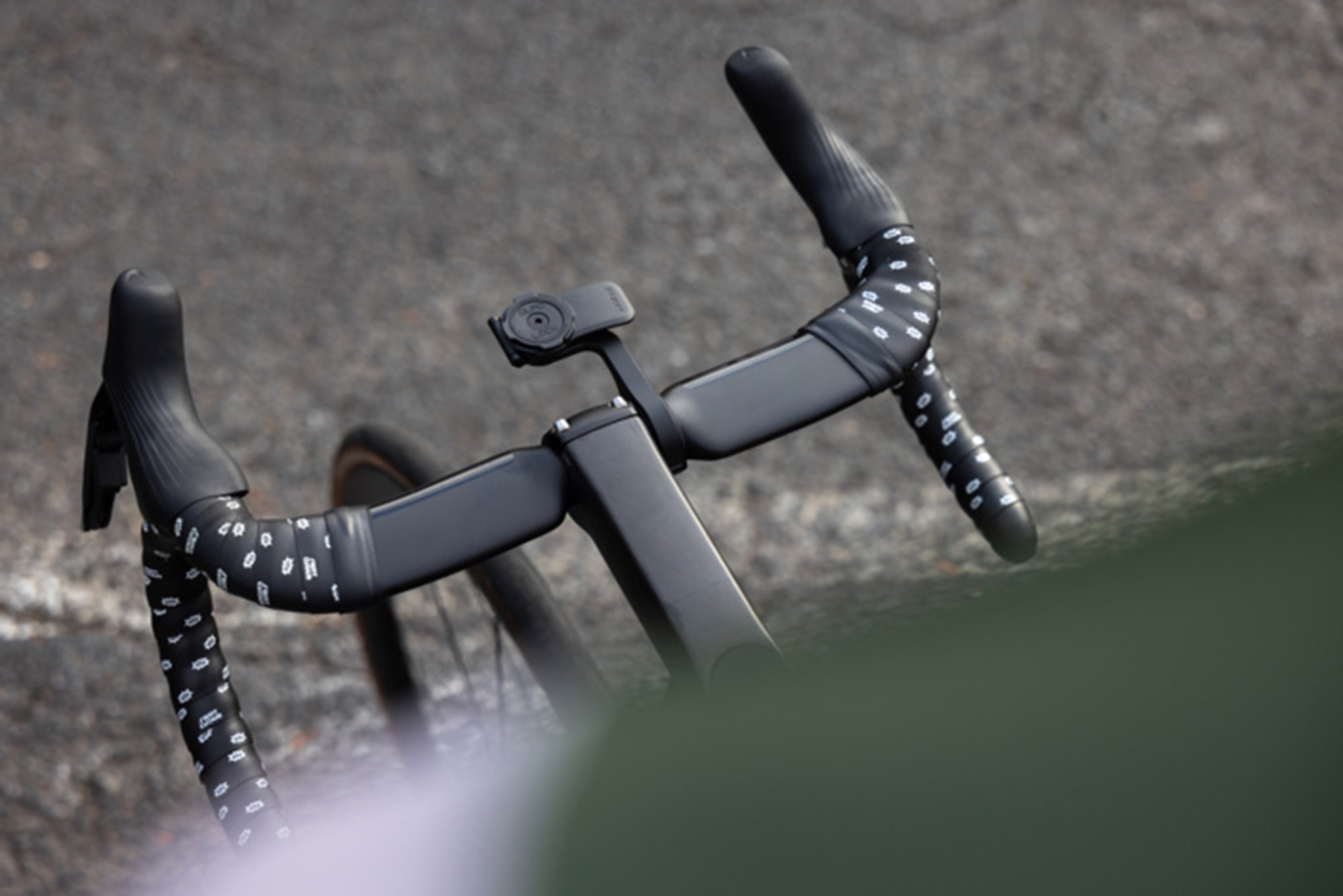 Quad Lock Pro V2 Utgående frammontering Figur 3