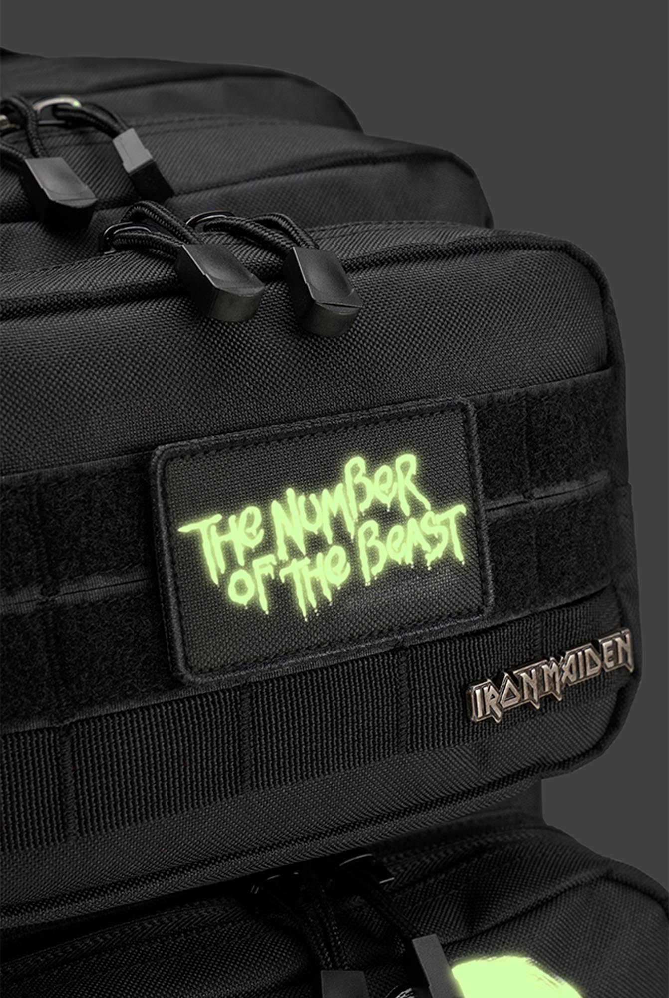 Brandit Iron Maiden US Cooper Large Eddy Glow バックパック 図7