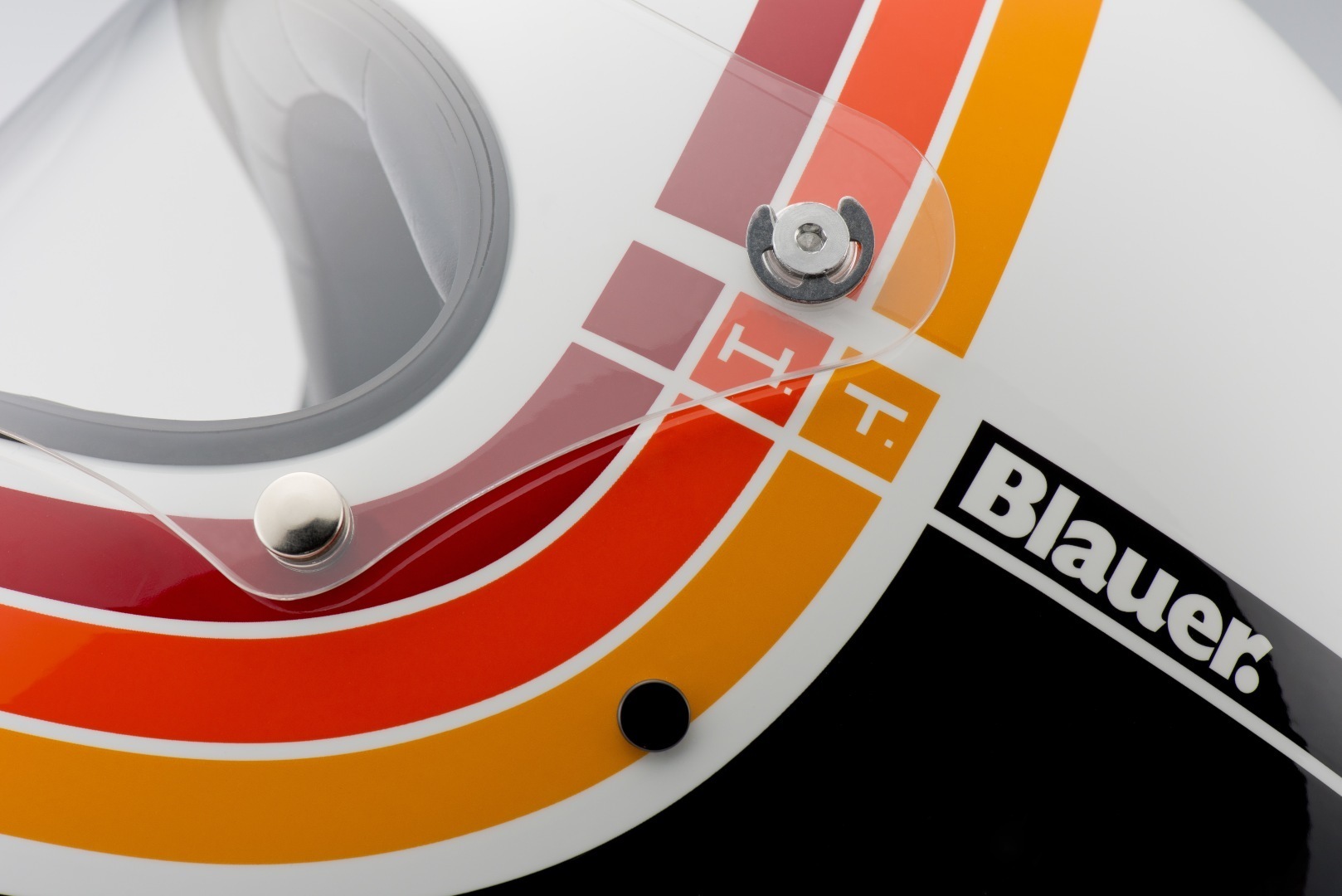 Blauer 80s Kit Figura 1 Blauer 80s Kit Figura 1