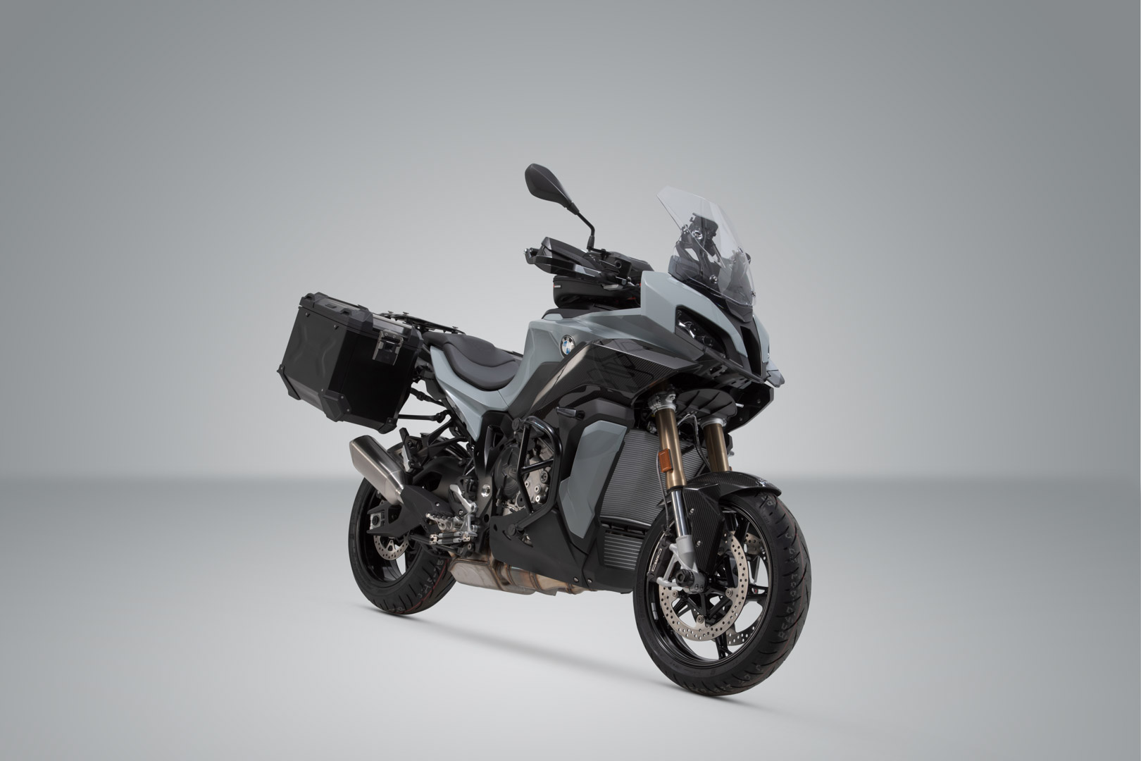 SW-Motech TRAX ADV aluminiumfodralsystem - Svart. 45/45 l. BMW S 1000 XR (19-). Figur 2