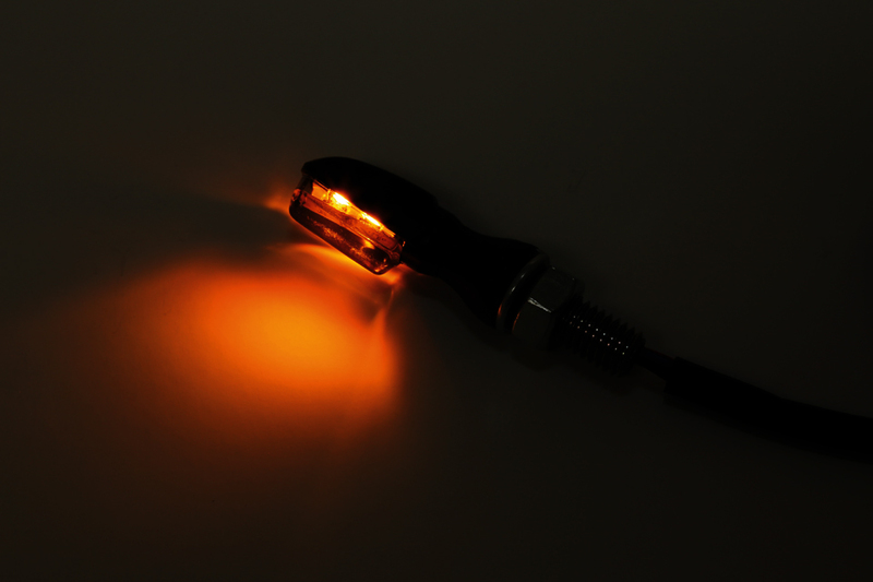 HIGHSIDER Smart Spark LED-indikator Kropp Svart / Lins Rökt (Par), Fram och Bak Figur 6