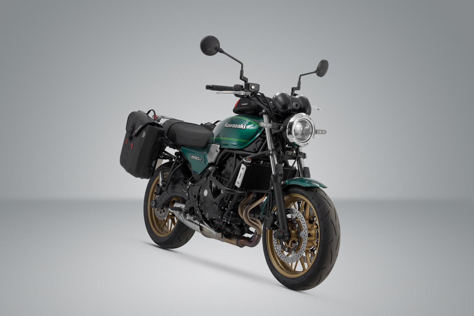 SW-Motech SysBag WP M/M-system - Kawasaki Z650RS (21-)/ Z650RS 50:e Anni (22-). Figur 2