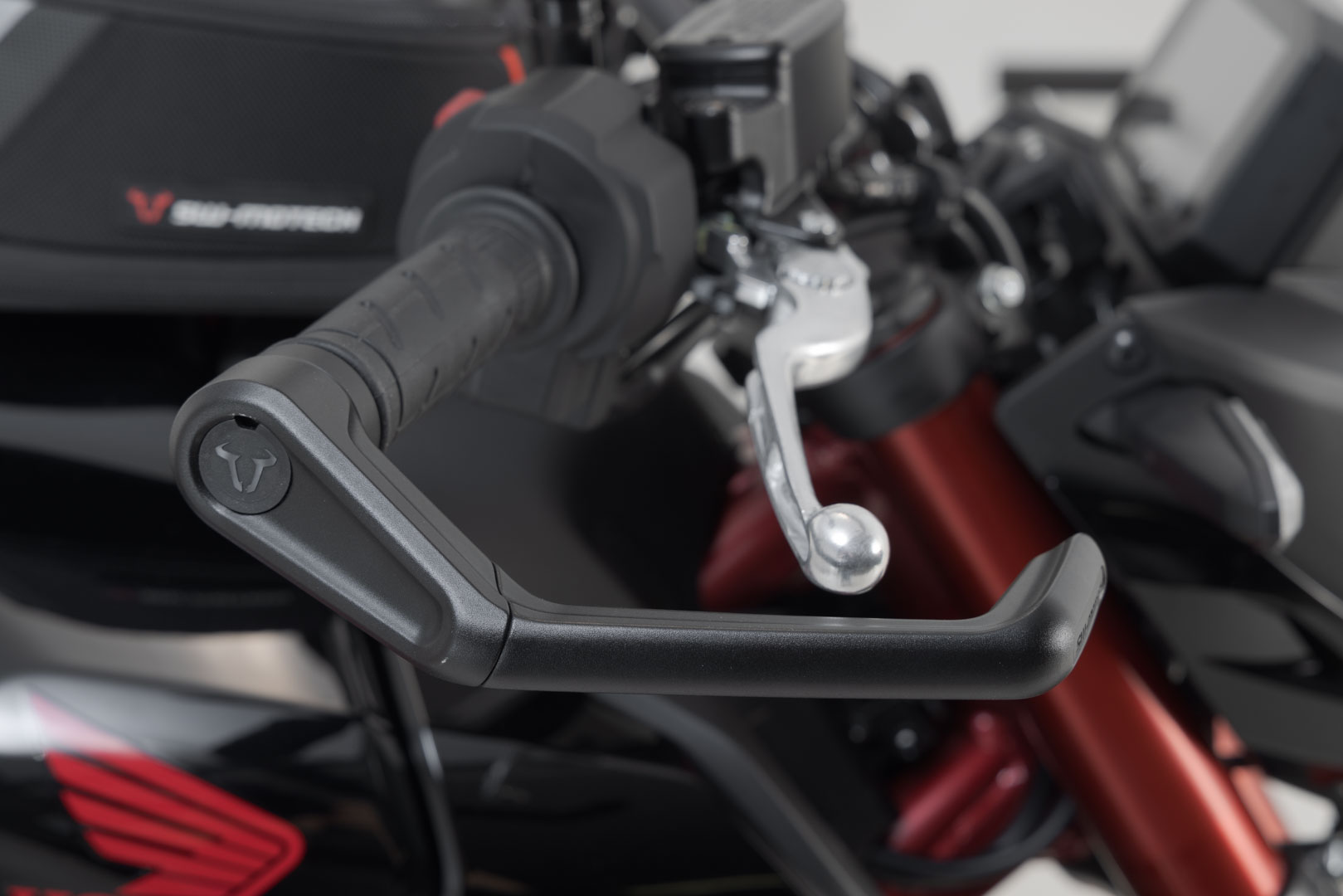 Protecții SW-Motech - Negri. Honda CB750 Hornet (22-). Figura 5