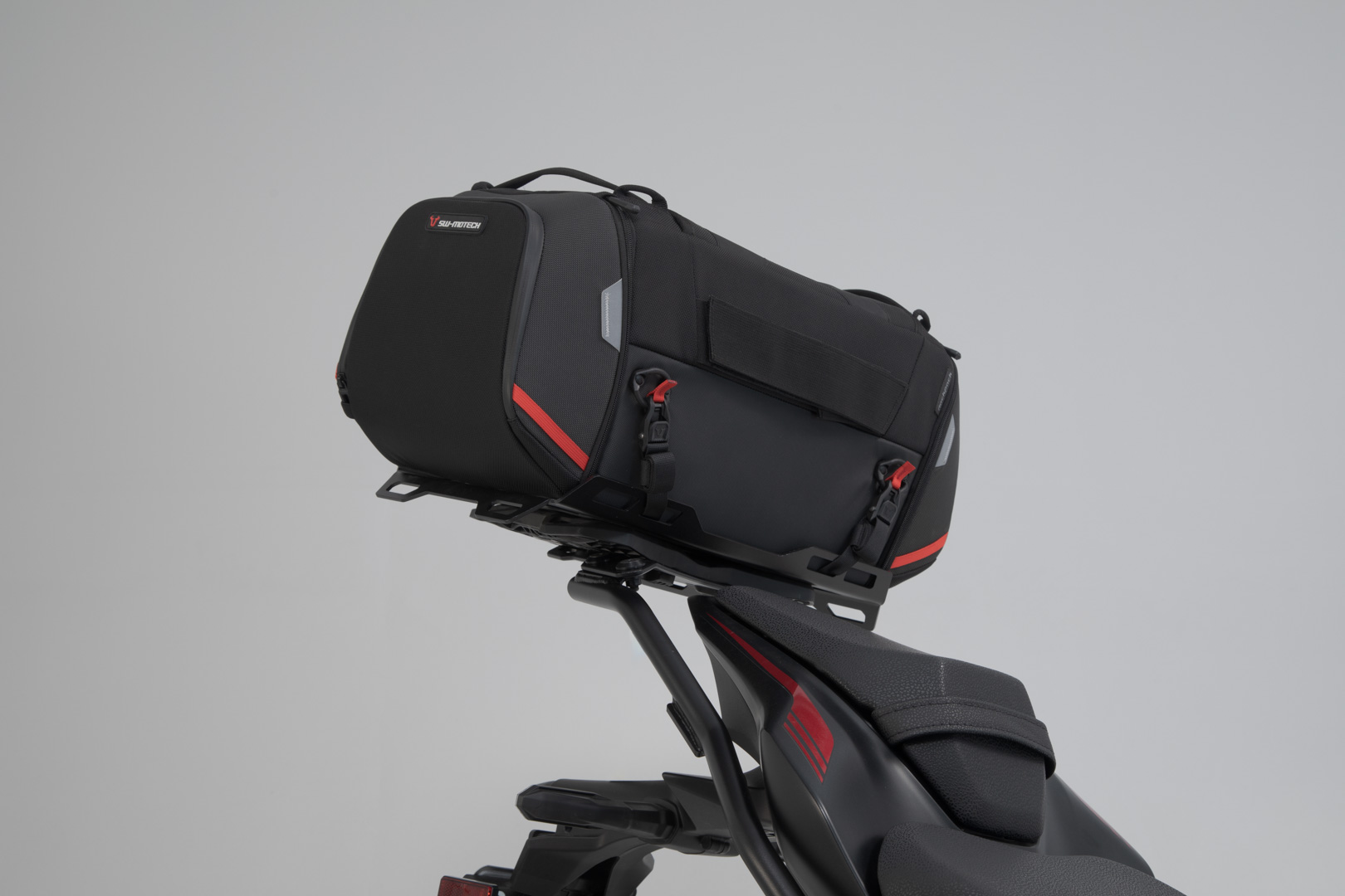 Set de rackpack SW-Motech - Kawasaki Z900 (16-). Figura 5