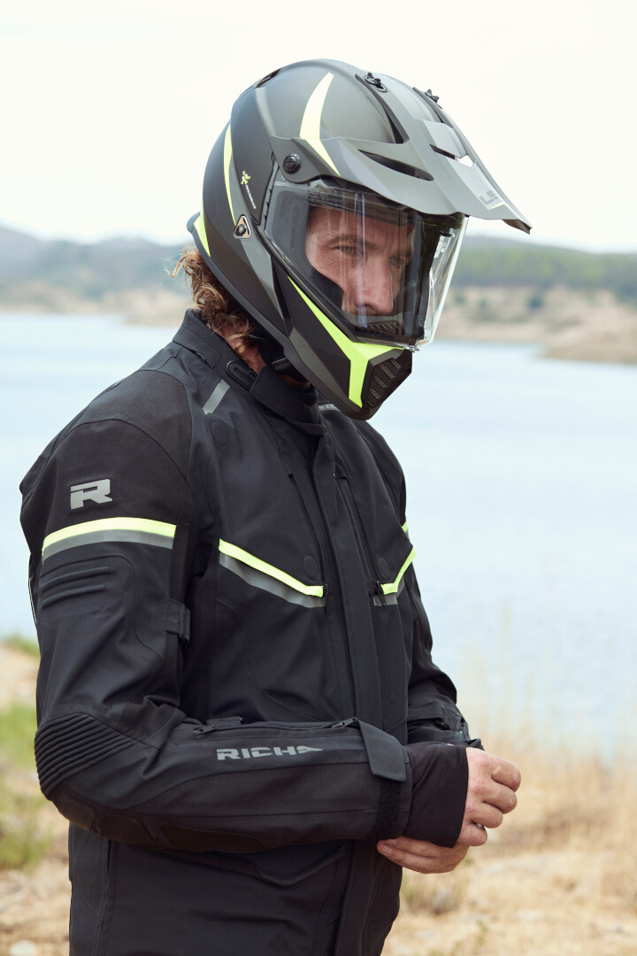Richa Atlantic 2 Gore-Tex waterproof Motorcycle Textile Jacket black/yellow M Figure 4