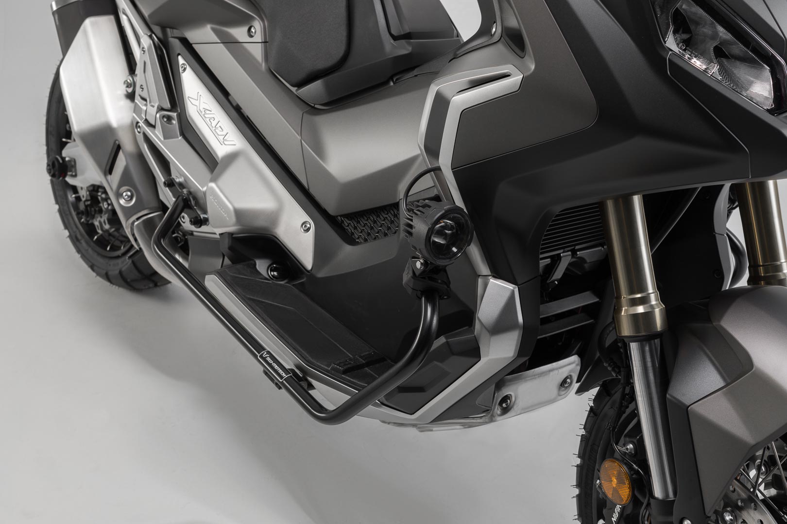 SW-Motech Crash bar - Svart. Honda X-ADV (16-20). Figur 3