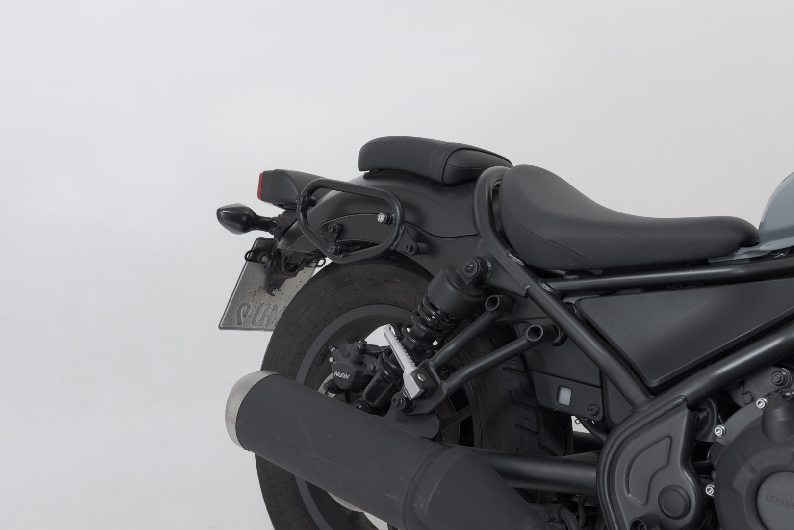 SW-Motech SLC portavion lateral dreapta - Honda CMX500 Rebel (16-). Figura 3
