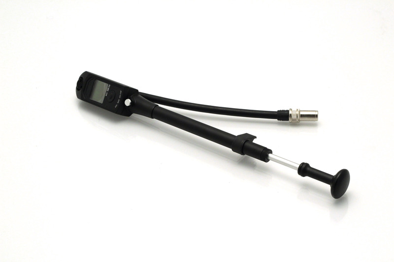 Bihr Digital pump för luftgaffel 20 bar/300 Psi - höger spets Figur 2