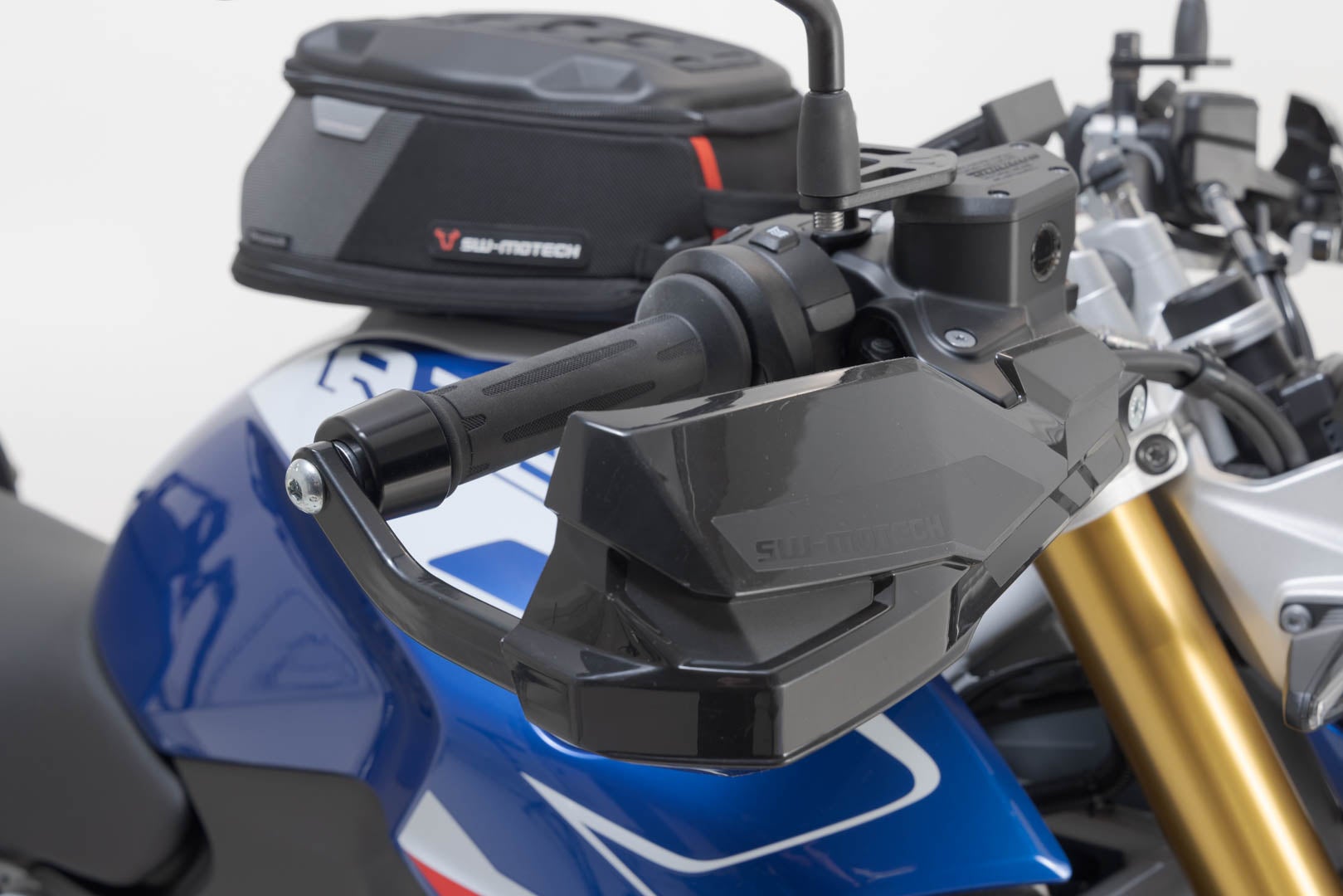 SW-Motech KOBRA Sada předpažbí - černá. R1200GS/R1200GSA/R1200R/S1000XR/F900R. Obrázek 4