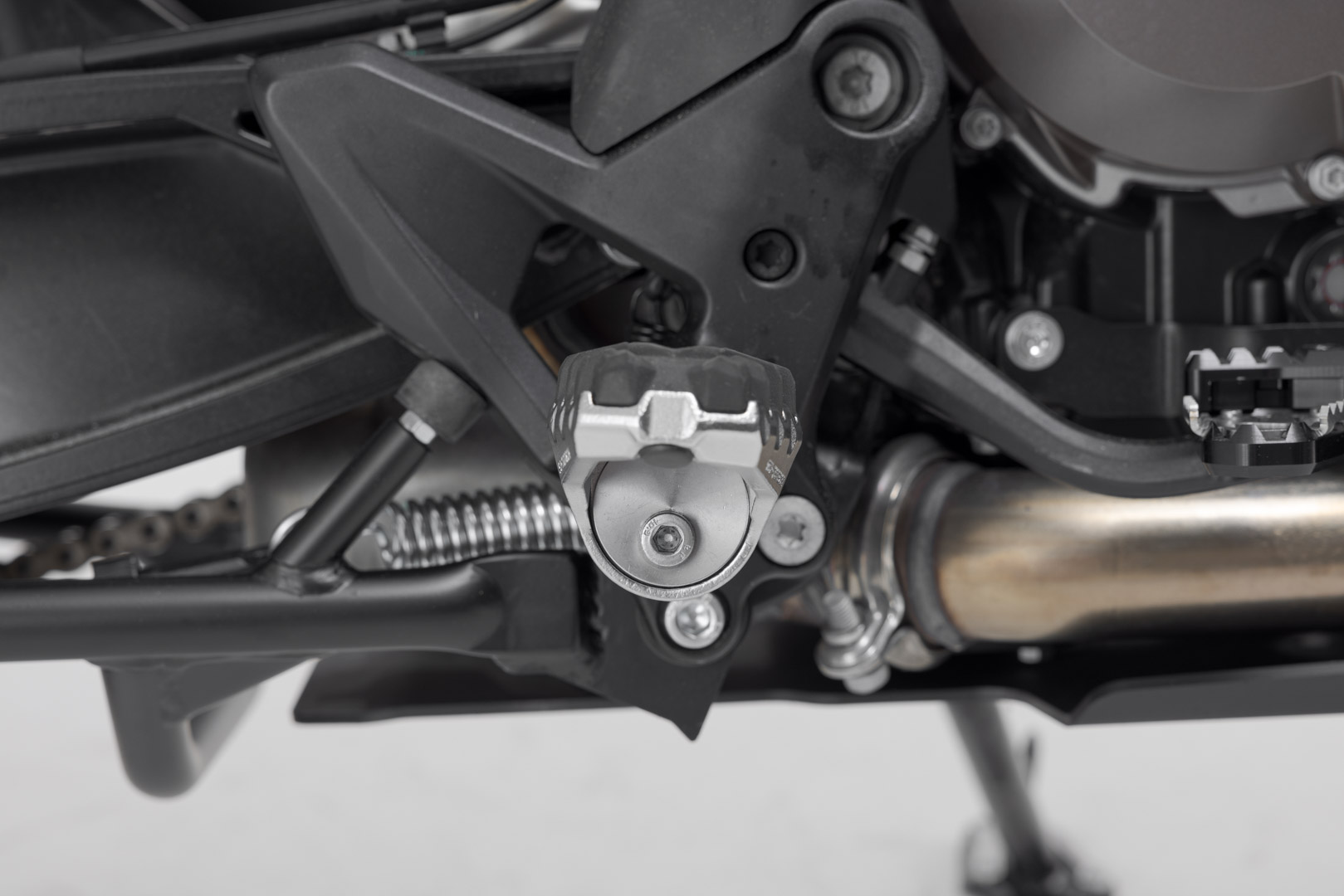 Kit de sprijin pentru picioare SW-Motech EVO - modele KTM, Husqvarna Norden 901 (21-). Figura 3
