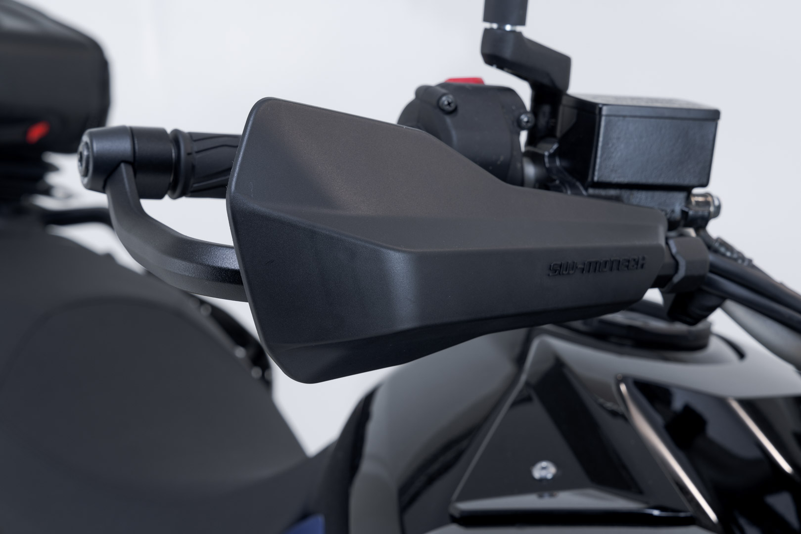 Kit SW-Motech Sport de protecție de mână - Negru. Suzuki V-Strom 800 / 800DE (22-). Figura 3