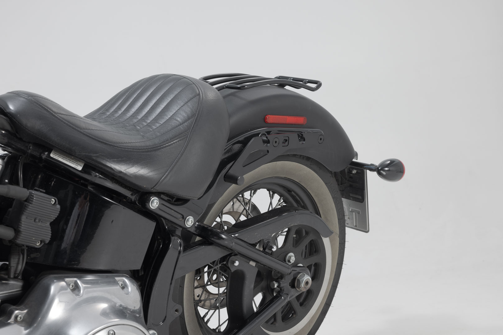 SW-Motech SLH sidobärare LH1 vänster - Harley-Davidson Softail Slim (12-17). För LH1. Figur 3