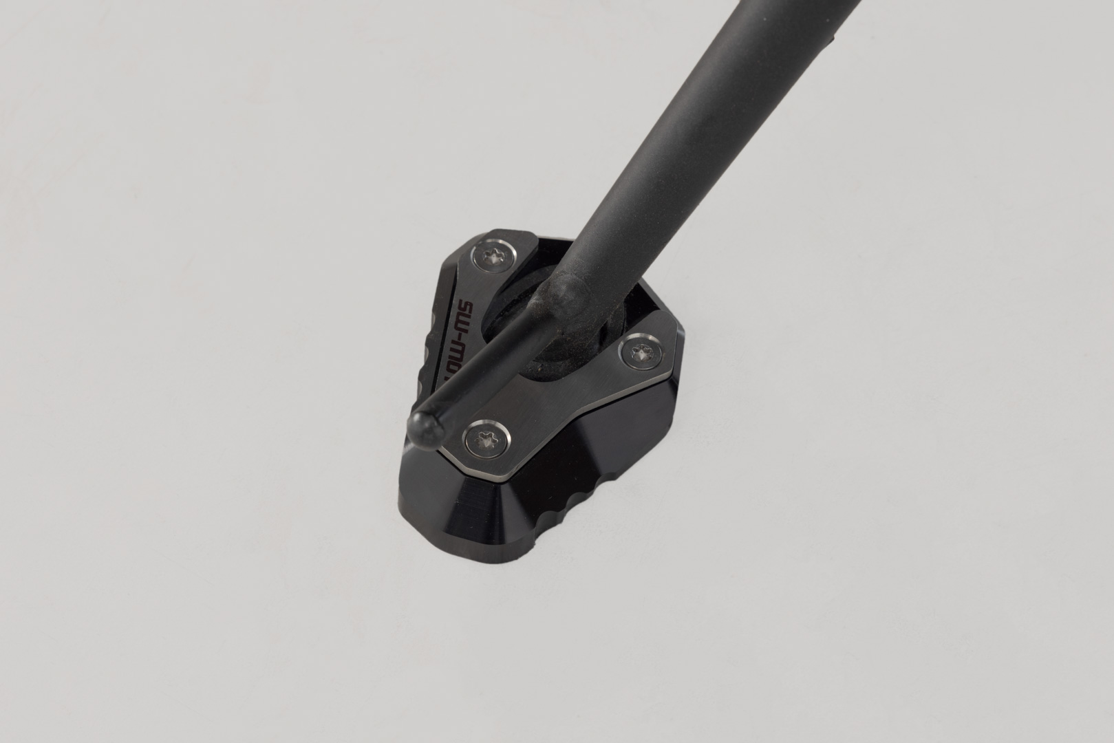 Extensie SW-Motech pentru piciorul lateral - Negru/argintiu. Kawasaki Z650/ Z650RS/ Ninja 650. Figura 3