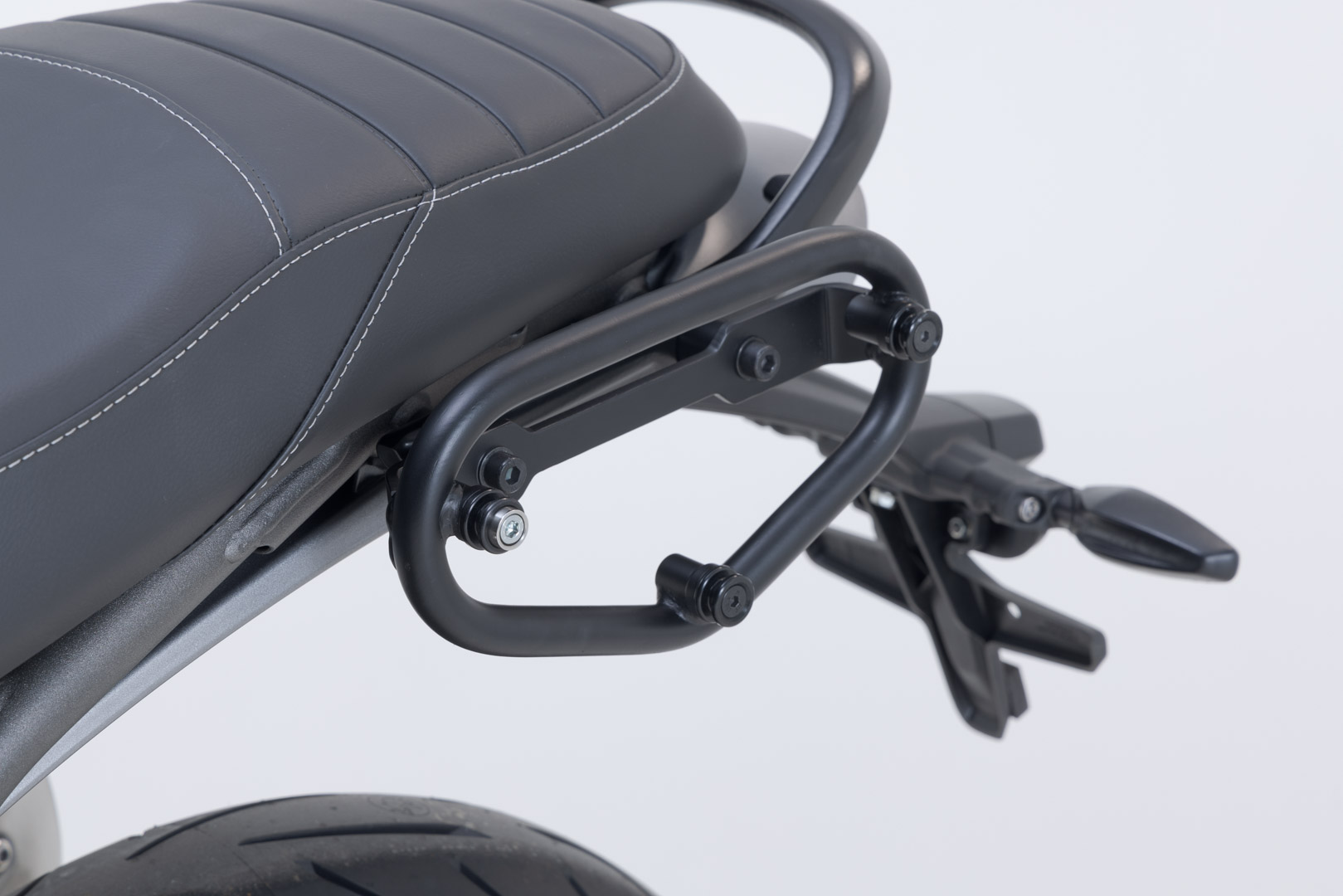 Portavion lateral SW-Motech SLC stânga - Triumph Speed 400 / Scrambler 400 X (23-). Figura 4