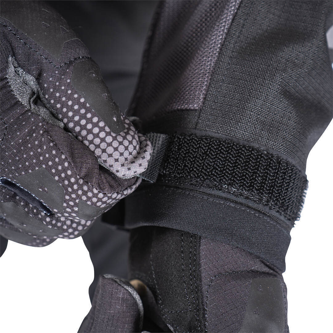 Side view of Leatt ADV Flowtour 5.5 waterproof Motorcycle Textile Jacket