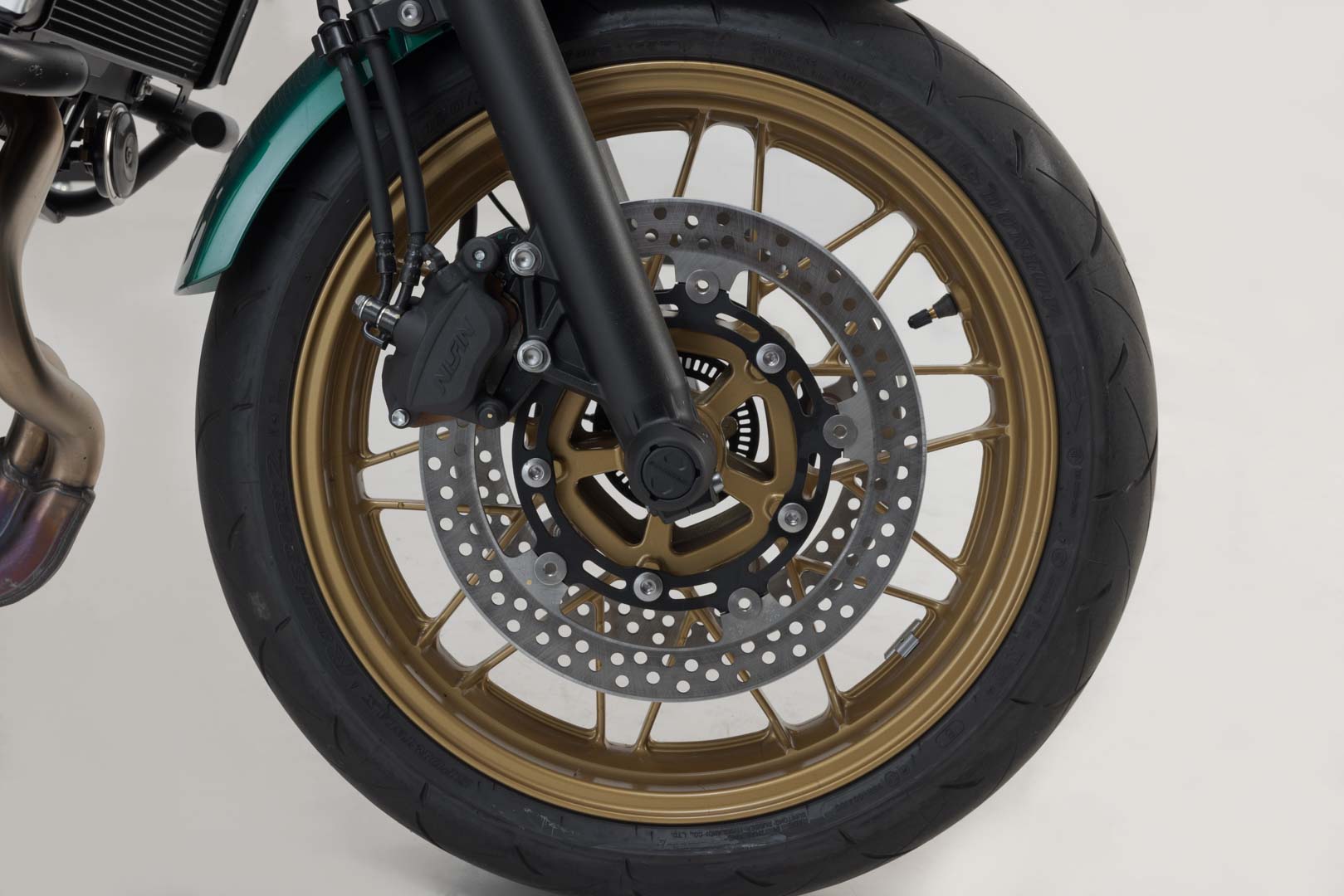 SW-Motech Skjutreglage för framaxel - Svart. Kawasaki Z650, Ninja 650, Ninja 7 Hybrid. Figur 2
