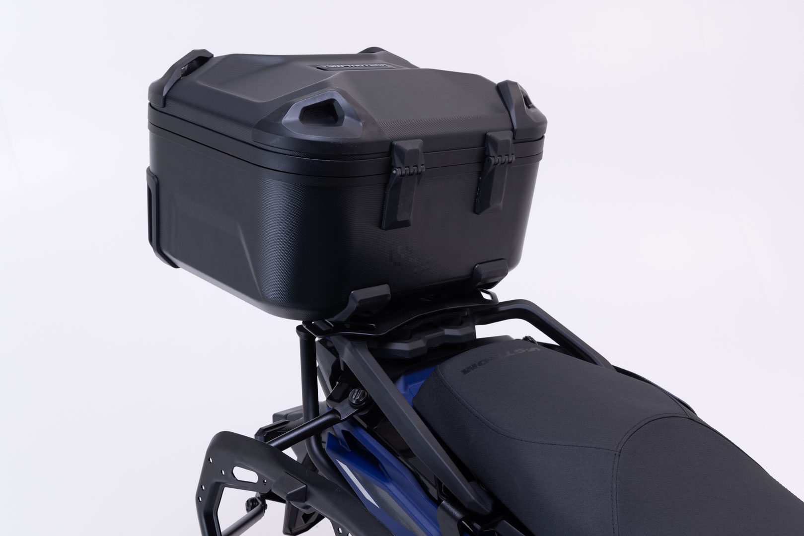 Setul SW-Motech Adventure DUSC cu majusculă L - Negru. Suzuki V-Strom 800 / 800DE (22-). Figura 5