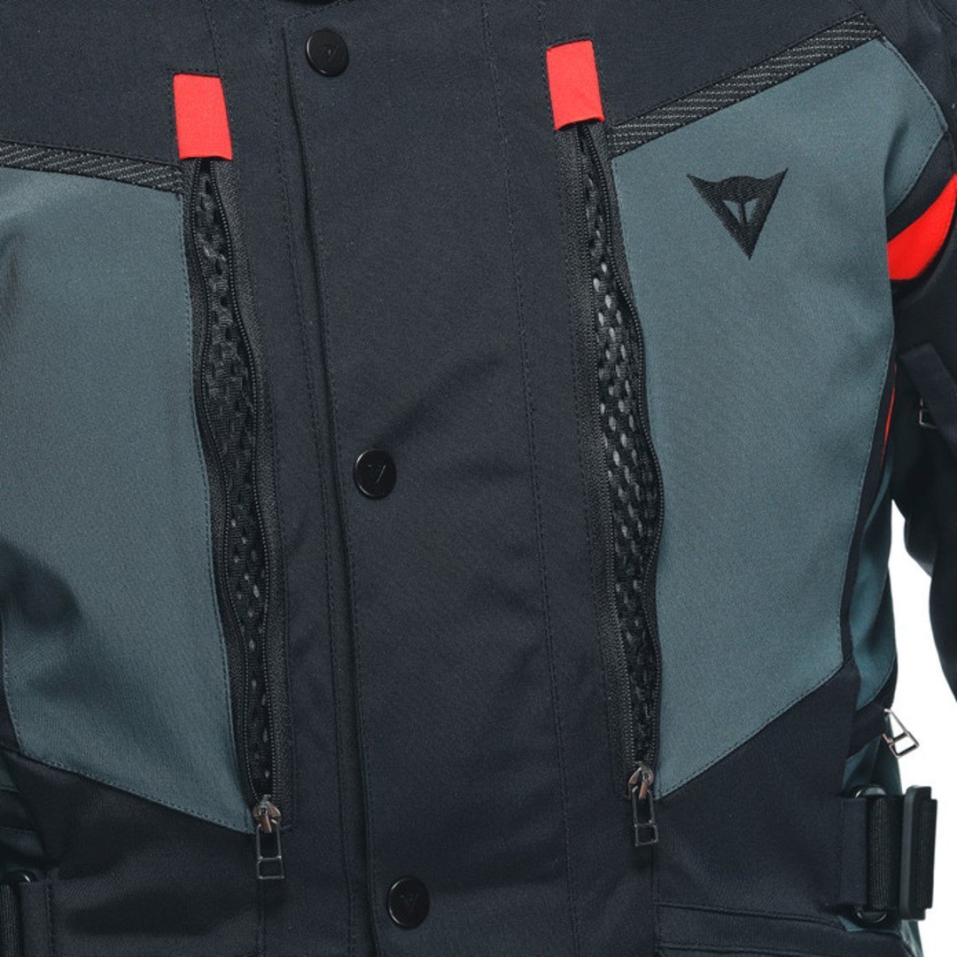 Dainese Carve Master 3 Gore-Tex Motorcycle Textile Jacket black/grey/red 46 Figure 5