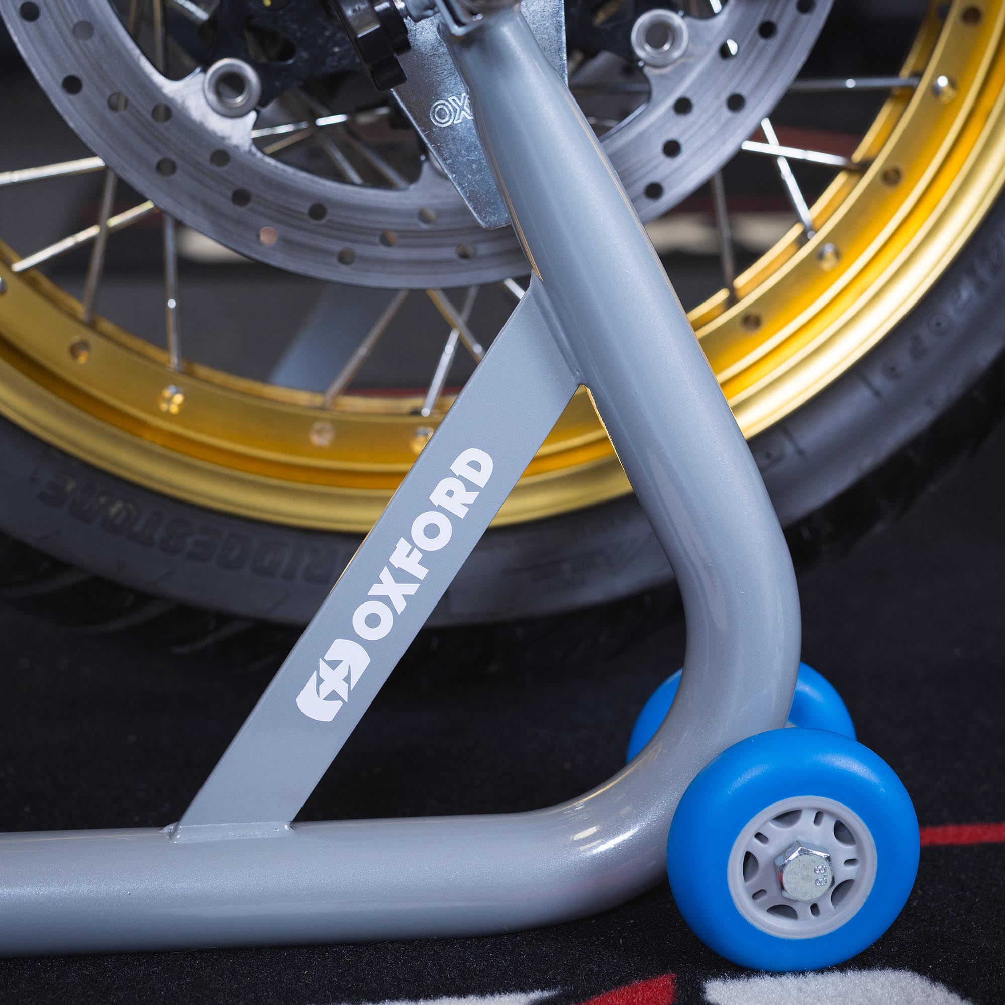Oxford Premium Paddock Stand Figure 9