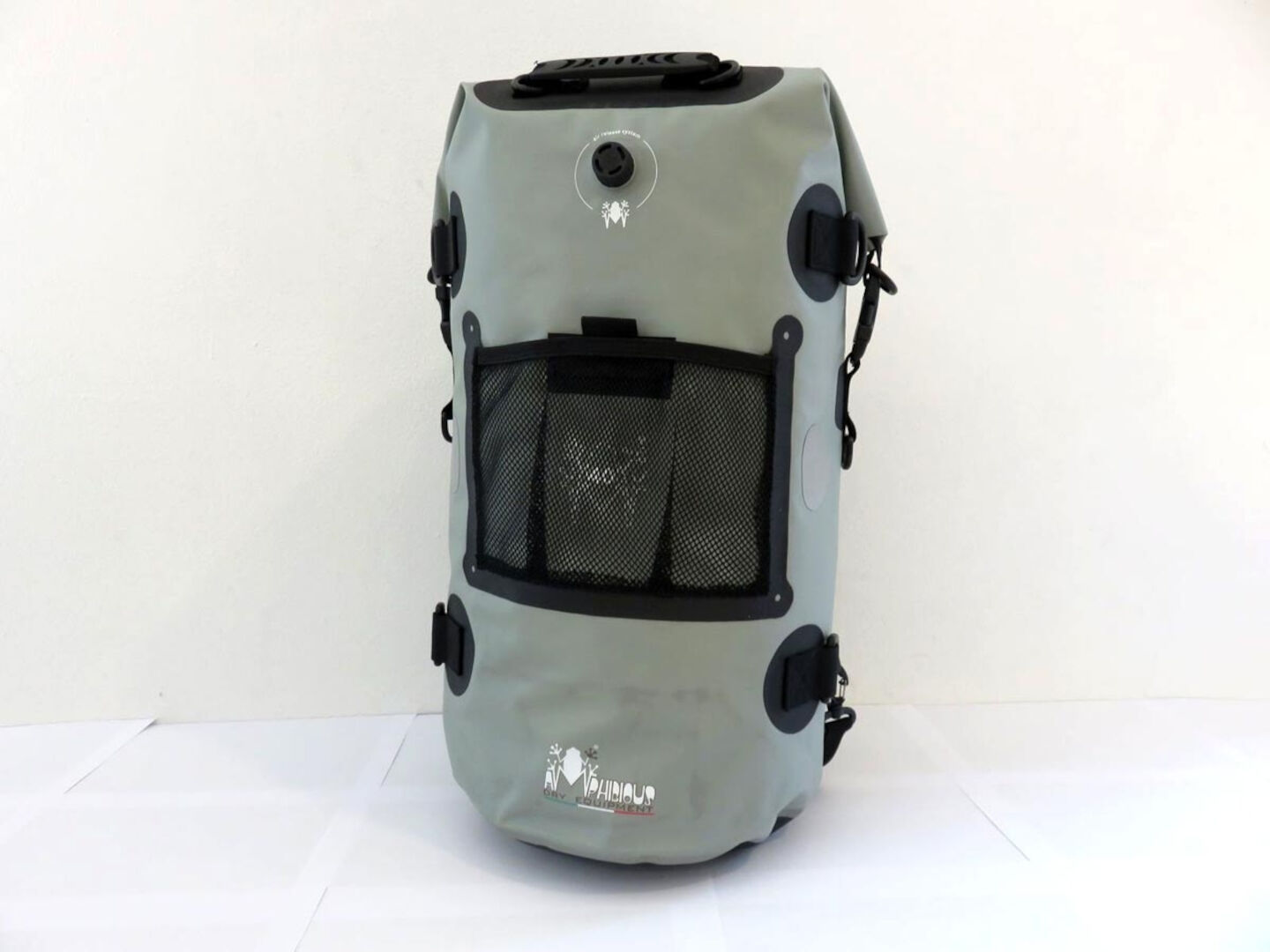 Amphibious Yucatan waterproof Backpack grey 40 Ltr. Figure 1