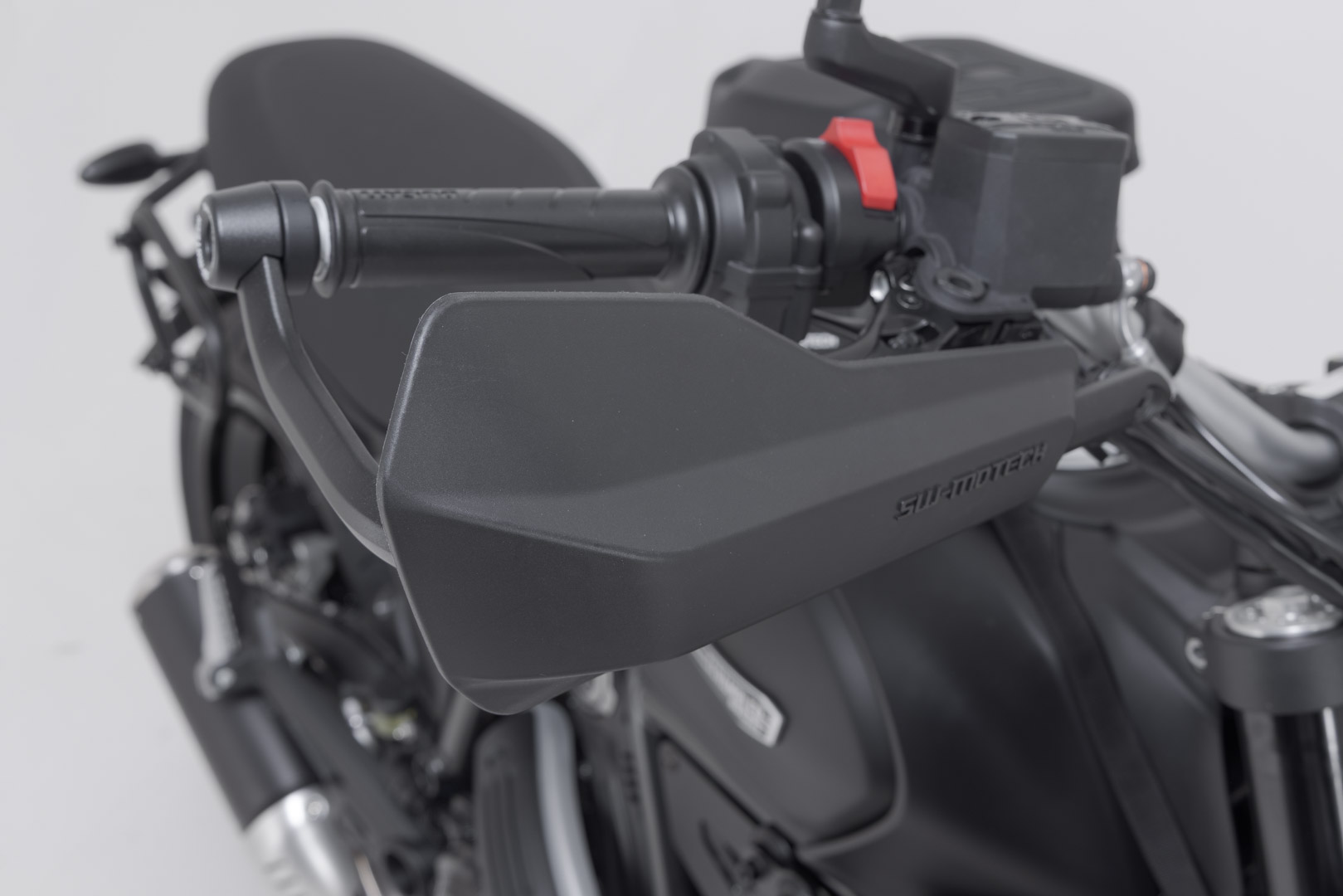 Kit SW-Motech Sport de protecție de mână - Negru. Ducati Scrambler (14-). Figura 4