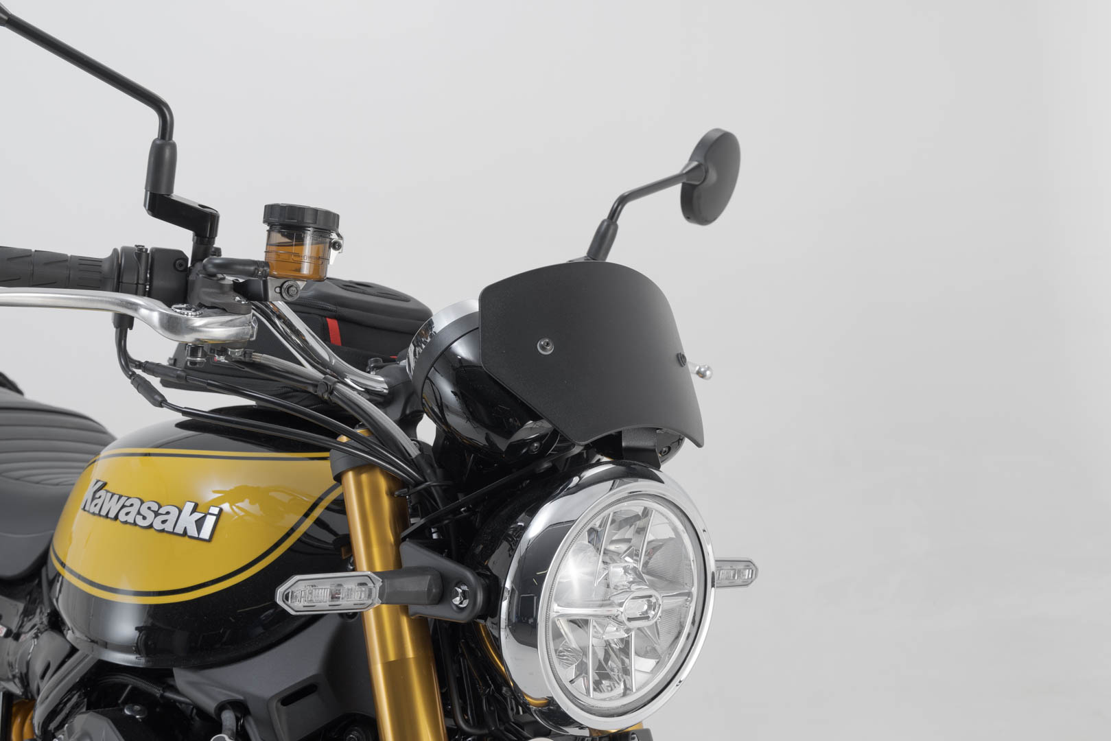 Parbrizul SW-Motech - Negru. Kawasaki Z900RS (17-) / SE (21-). Figura 1