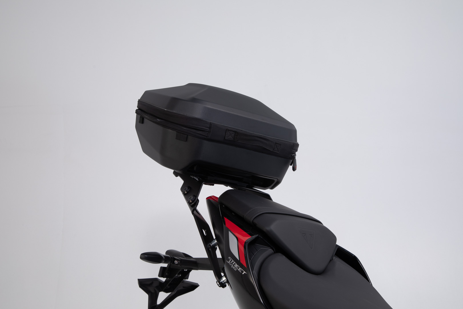 SW-Motech STREET-RACK - Negru. Triumph Street Triple (12-16) / (19-). Figura 5
