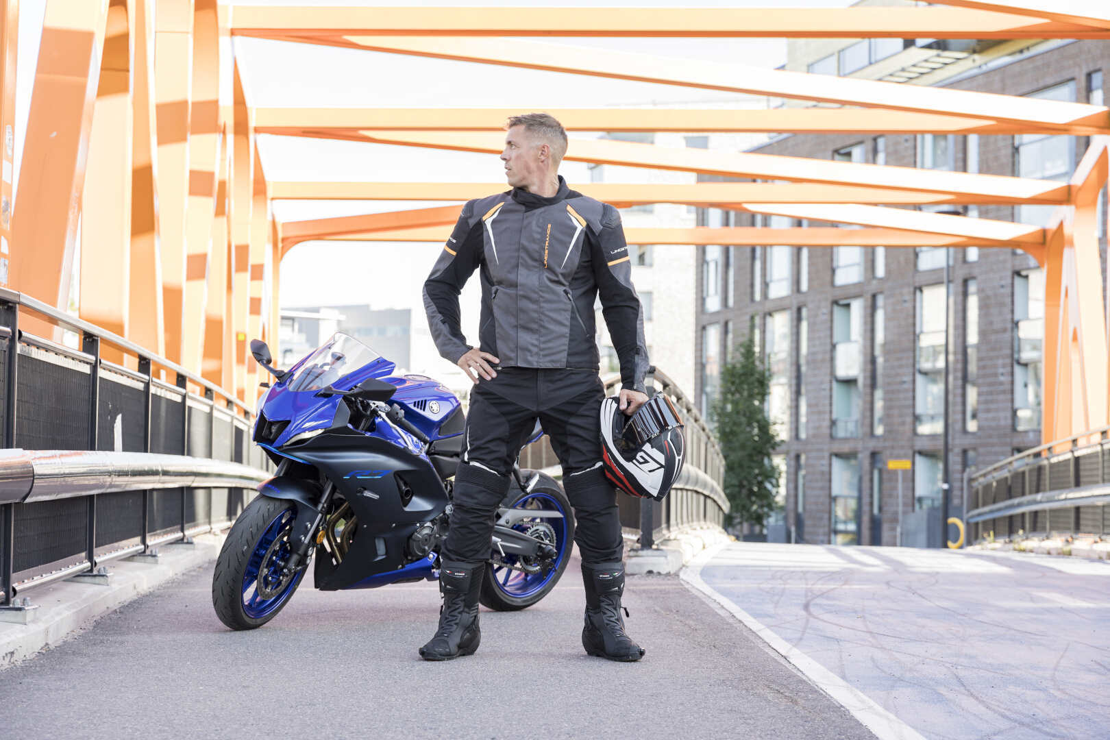 Lindstrands Sandvik waterproof Motorcycle Textile Pants 60 Figure 3