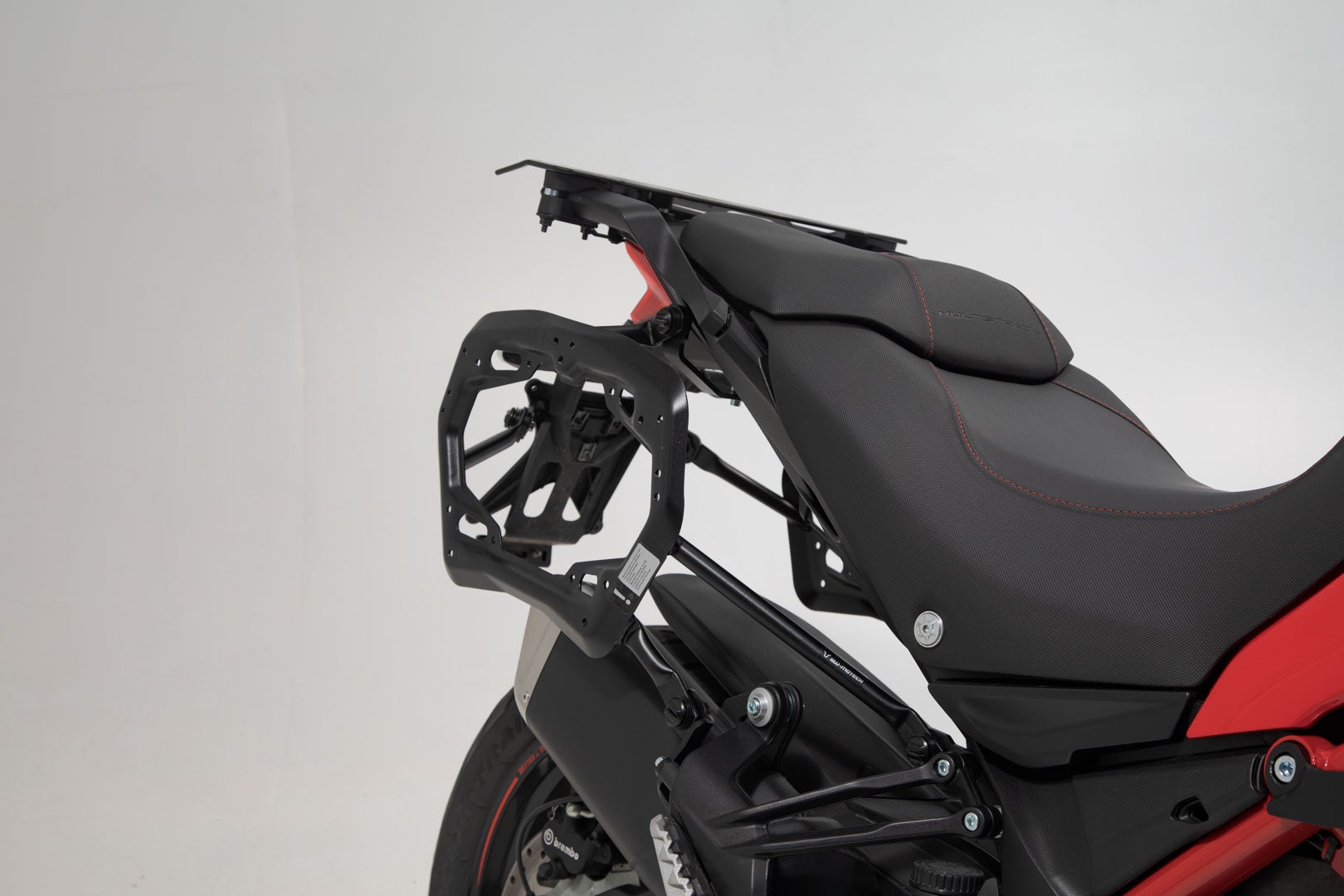 SW-Motech DUSC hard case system - Black. 33/33L. Multistrada 1200/ 1260/ 950/ V2. Figure 3