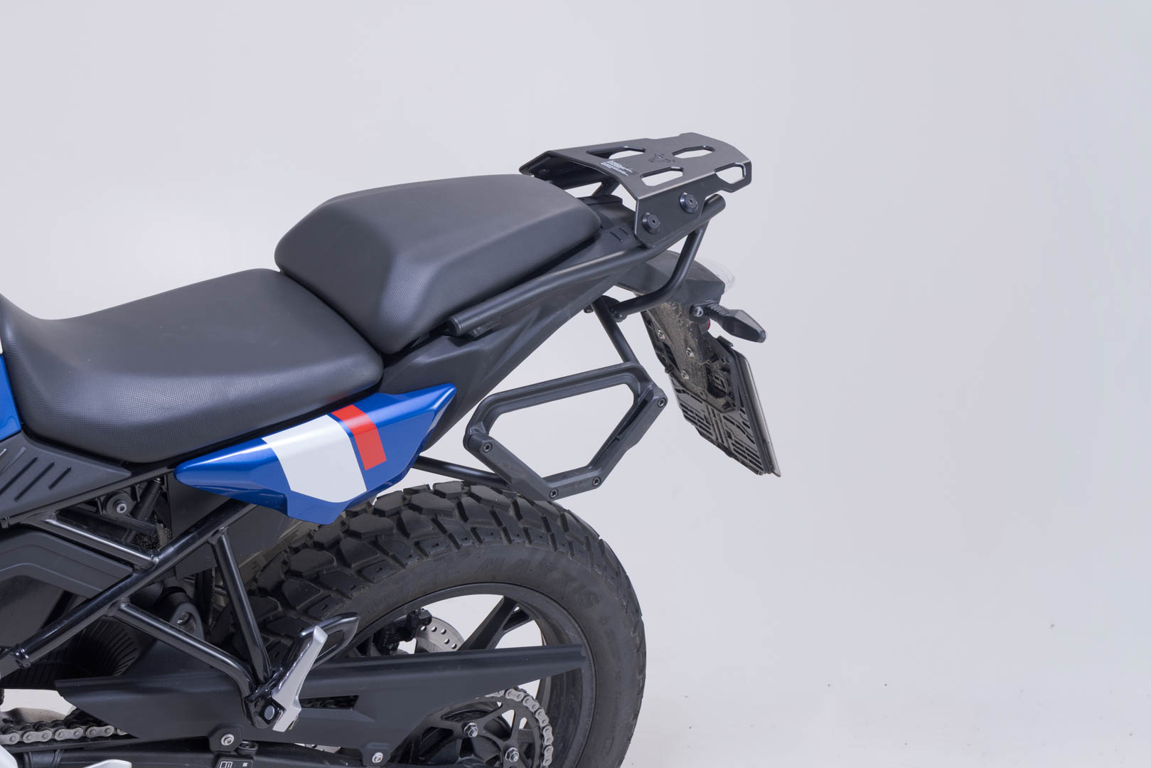 SW-Motech V-LOC Side Carrier left - BMW F 450 GS (25-). Figure 3