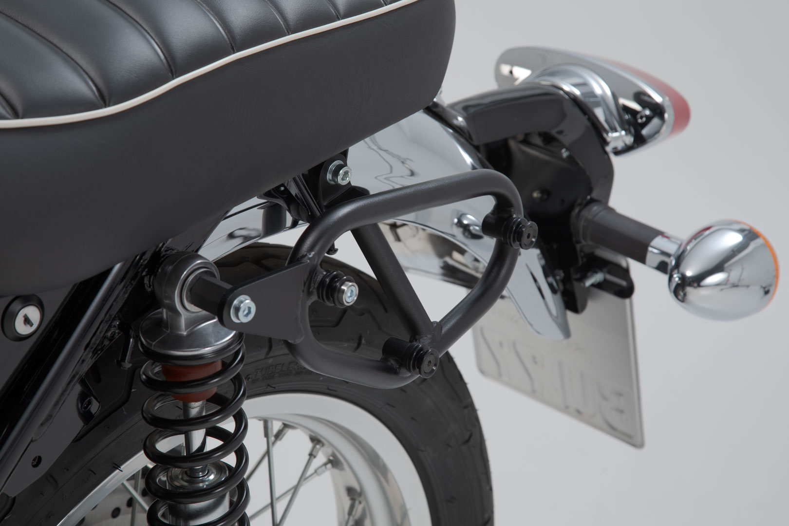 SW-Motech SLC portavion lateral stânga - Kawasaki W800 / Stradă / Cafenea (11-), W650 (99-06). Figura 4