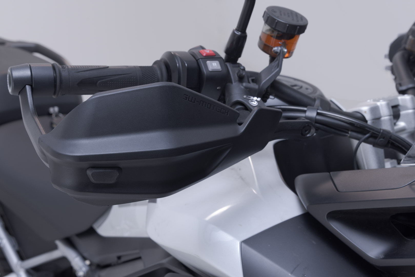 Kit de protecție SW-Motech Adventure - Negru. Triumph Tiger 1200 (22-). Figura 4