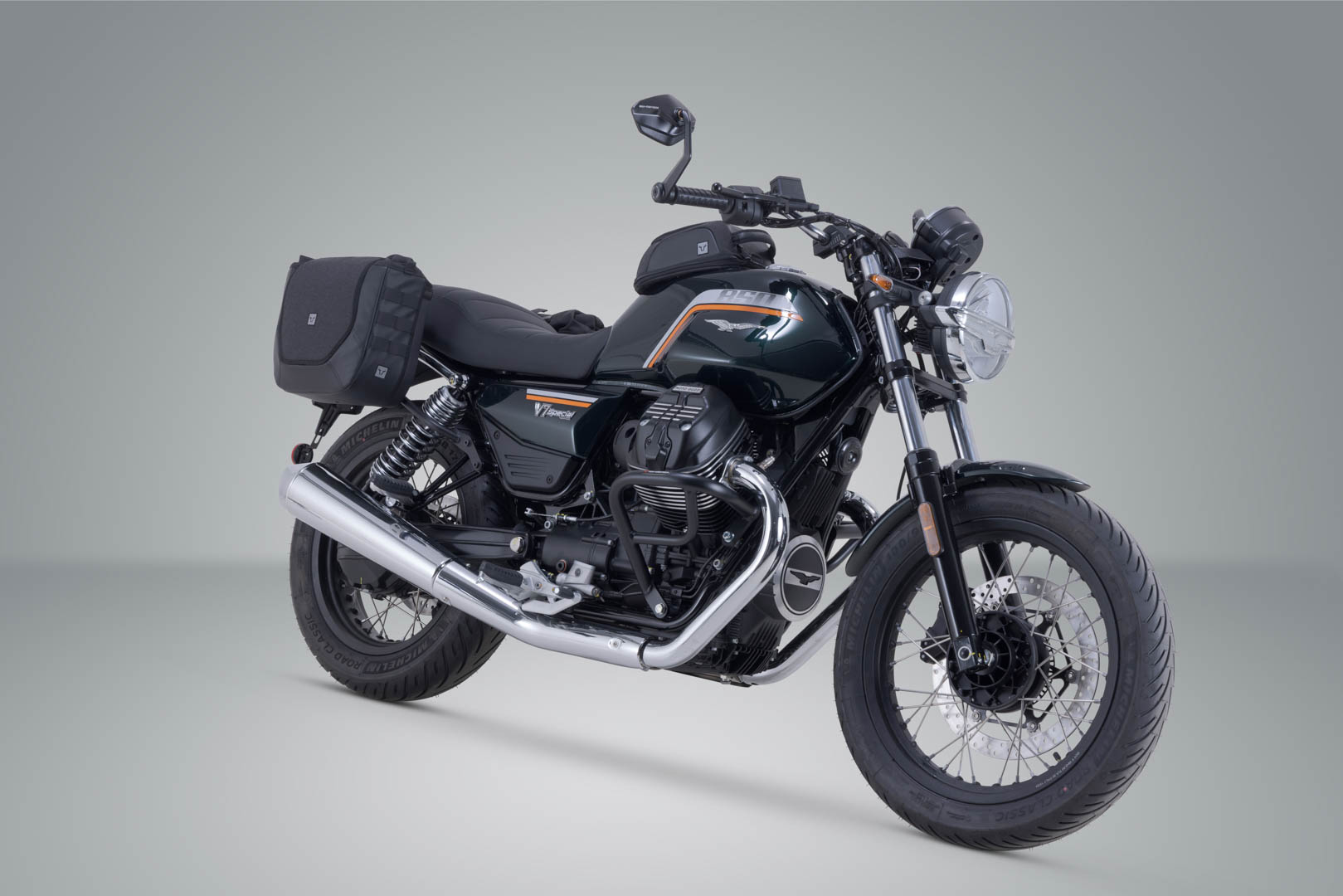 SW-Motech Legend Gear Side Bag-system V-LOC - 11/11 l. Moto Guzzi V7-modeller (20-). Figur 2