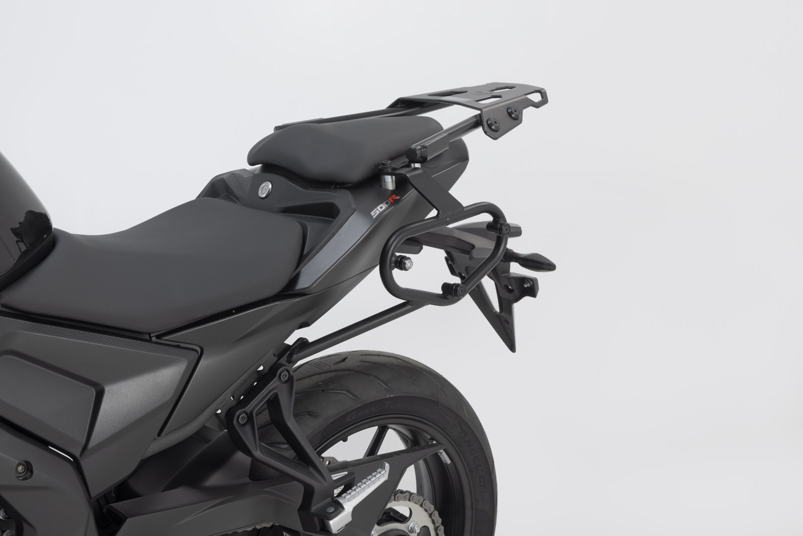 Transportor SW-Motech SLC pe partea stângă - Negru. Voge 500R (19-). Figura 3