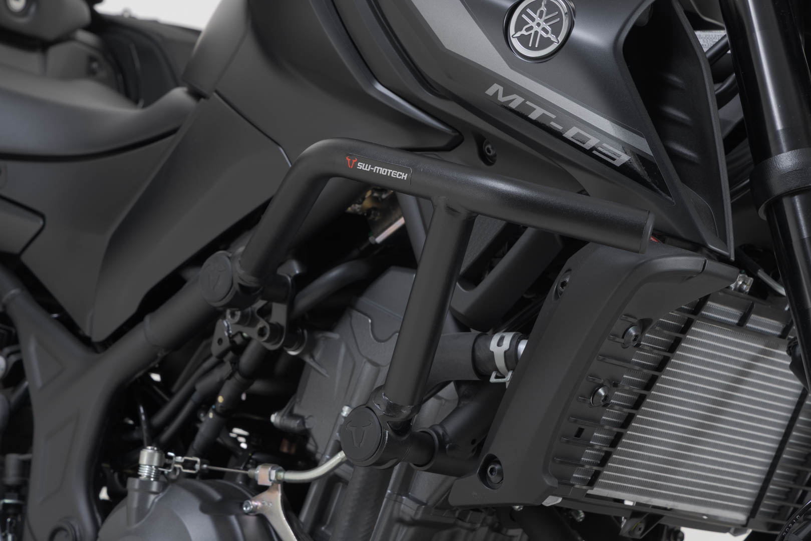 SW-Motech Krockbåge - Svart. Yamaha MT-03 (16-). Figur 1