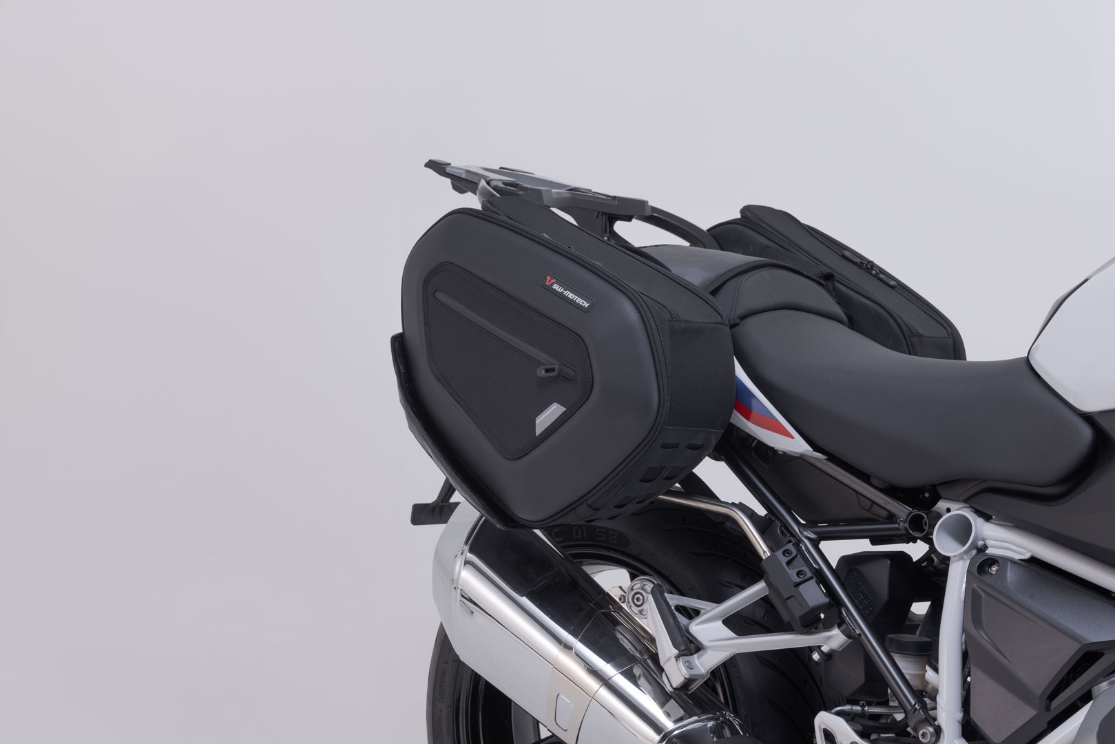 SW-Motech PRO BLAZE H Satteltaschen-Set - Negru. BMW R 1200 R/RS (14-18), R 1250 R/RS (18-). Figura 3