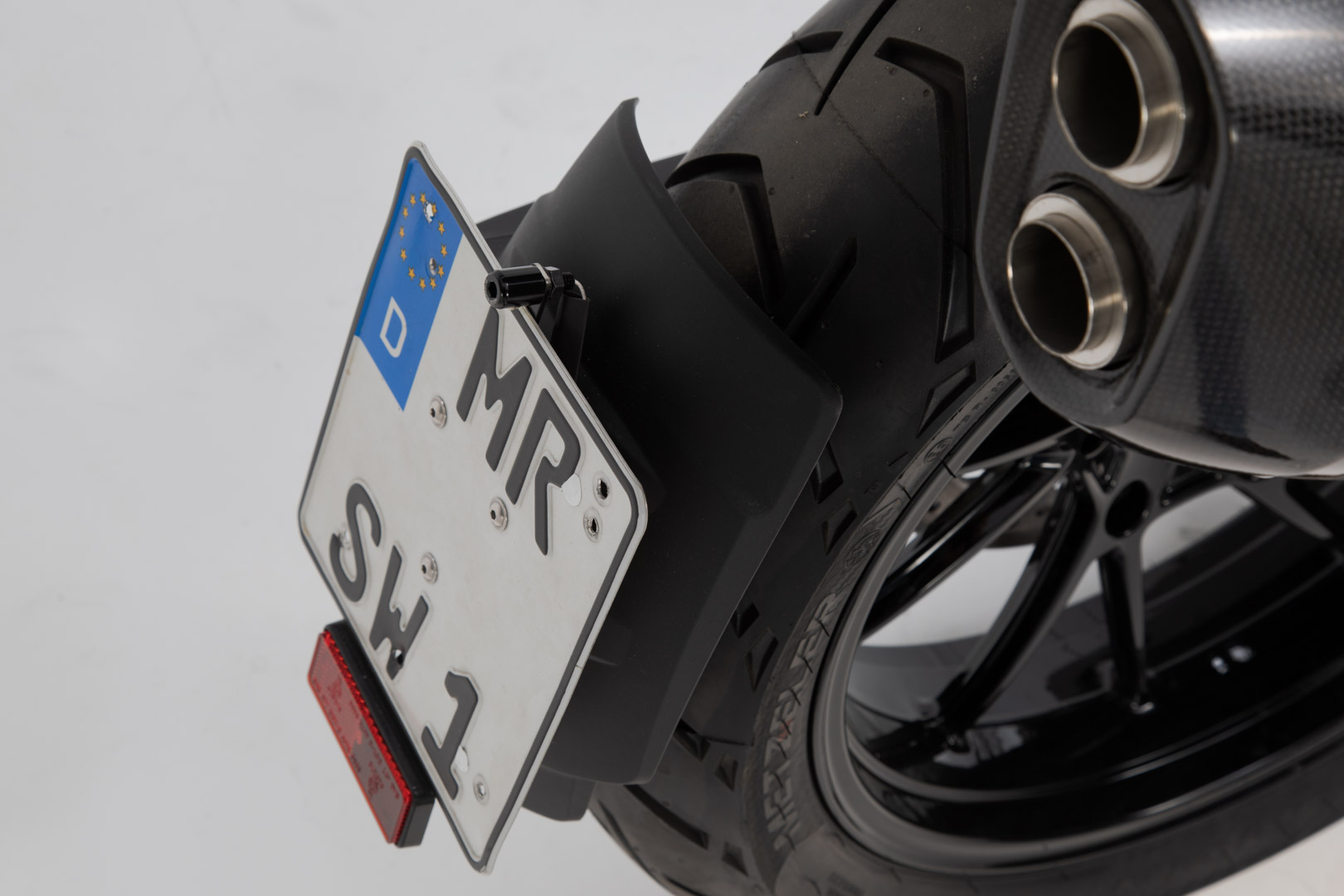 Suport pentru numărul de înmatriculare SW-Motech - Negru. BMW R 1200 GS (12-18). Figura 1