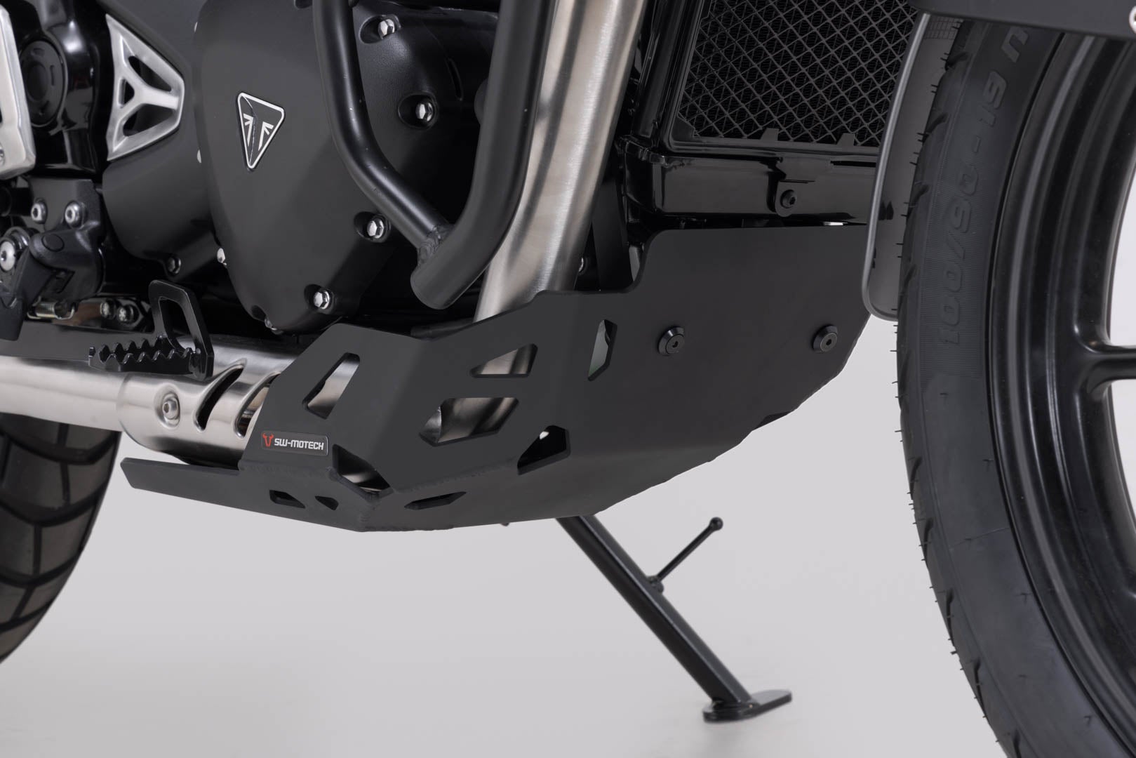 SW-Motech kryt motoru - černý. Triumph Scrambler 400 X/XC (23-). Obrázek 4