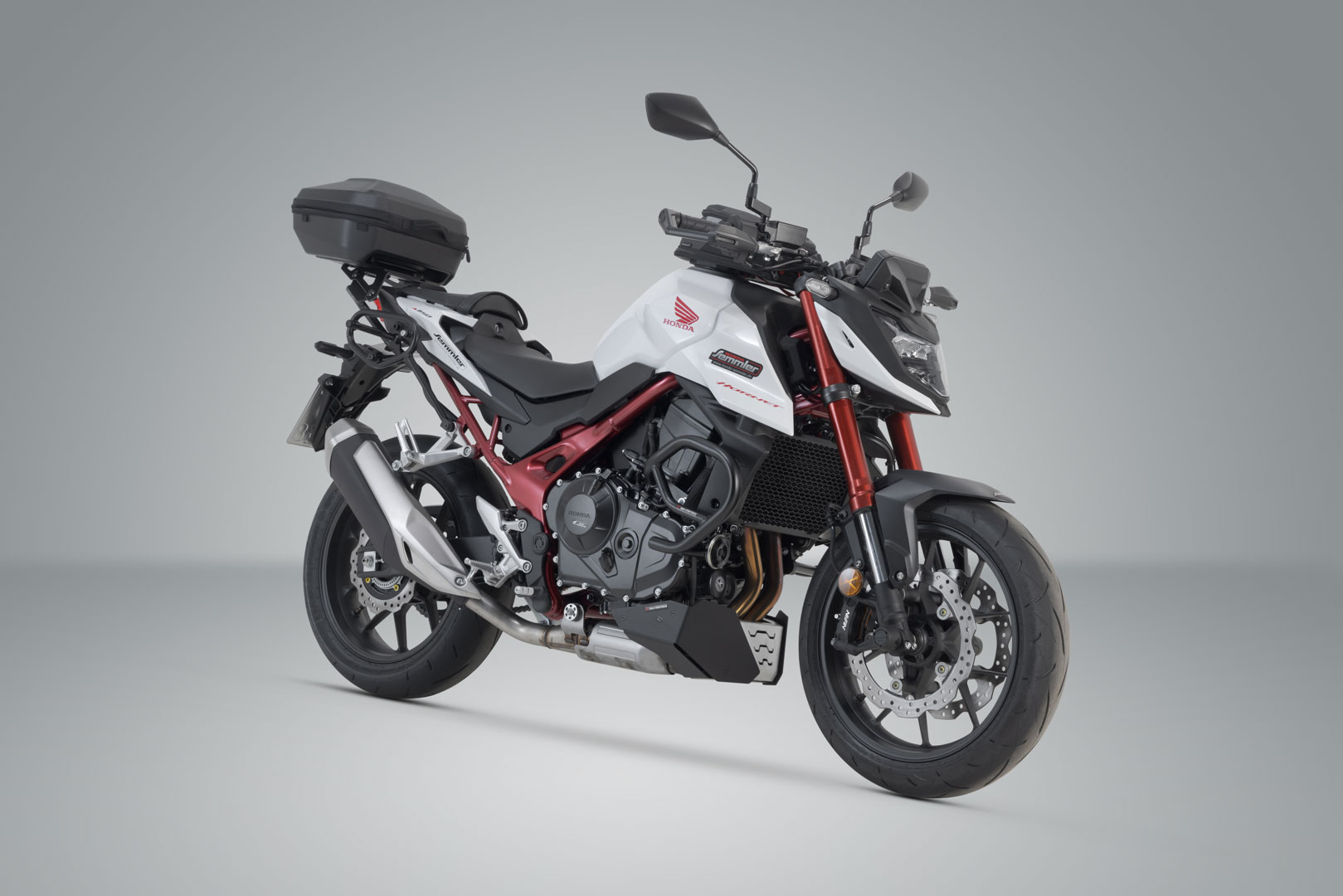 Sistem de carcasă superioară SW-Motech URBAN ABS - Negru. Honda CB750 Hornet (22-). Figura 2