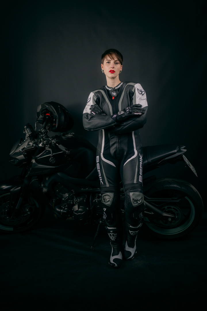 Berik Zora Dam en bit motorcykel läder kostym svart/vitt 38 Figur 3
