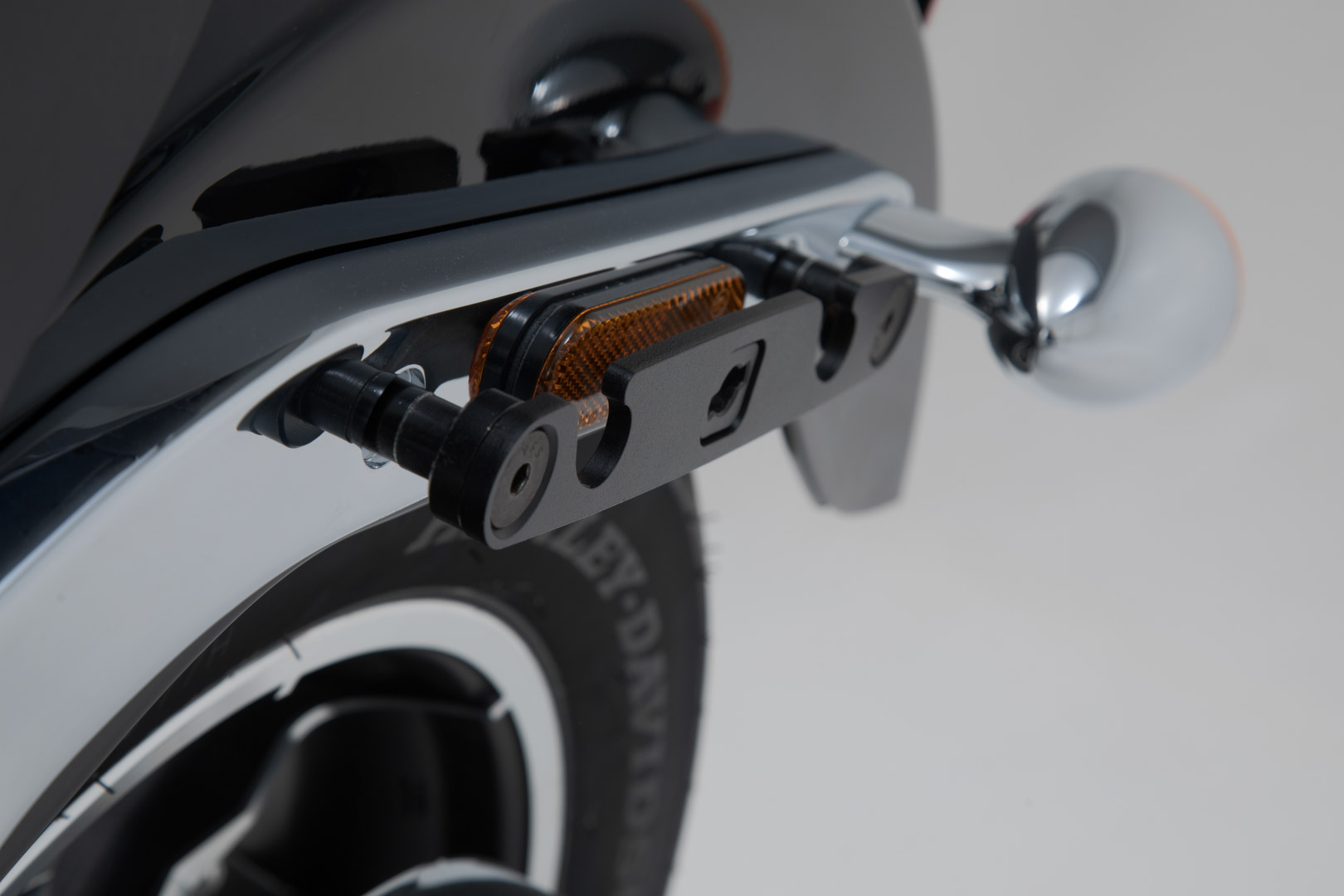 SW-Motech SLH portavion lateral LH2 stânga - Harley-David. Softail Low Rider/ S (17-). Pentru LH2. Figura 4